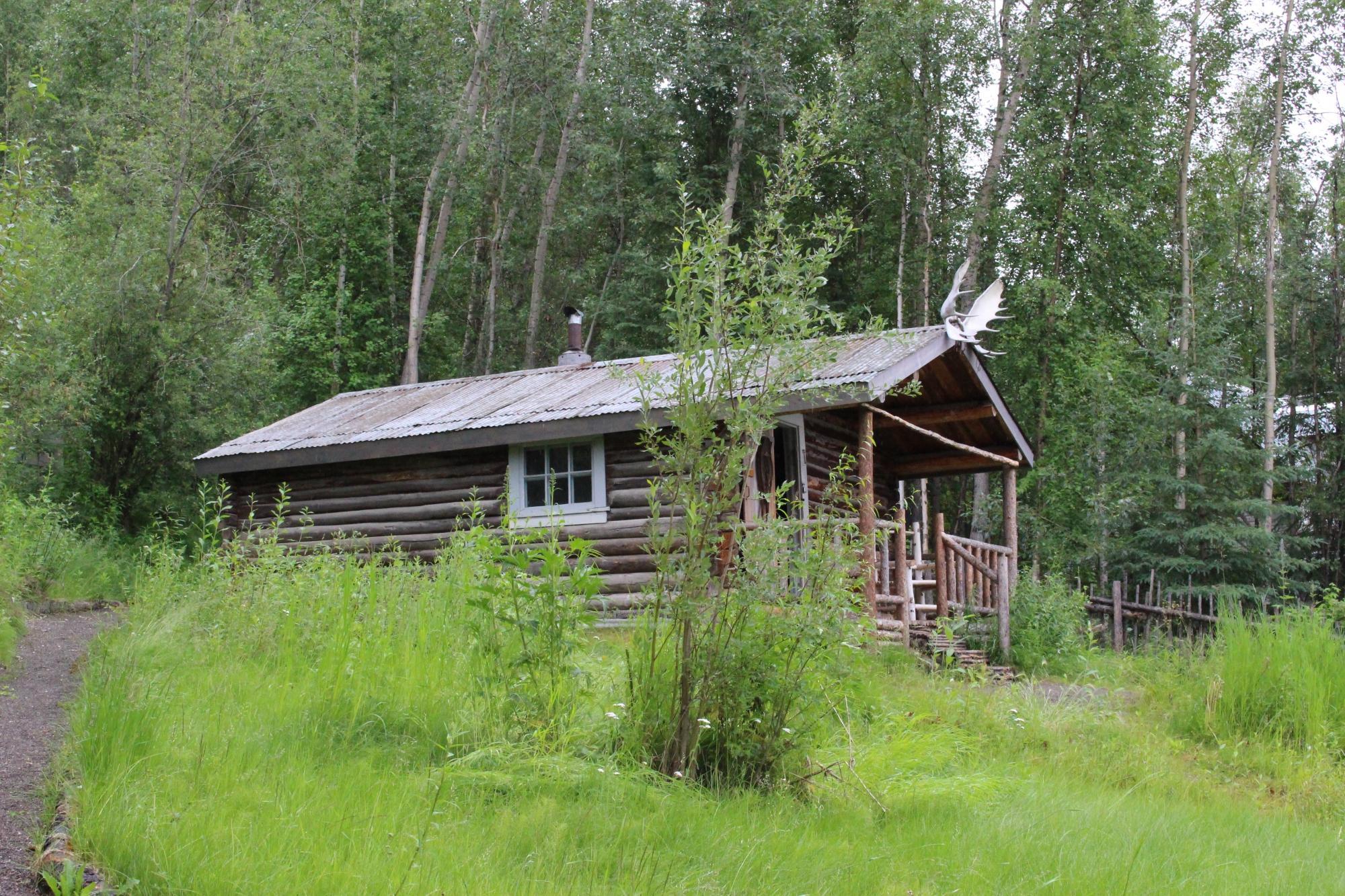 Robert Service Cabin