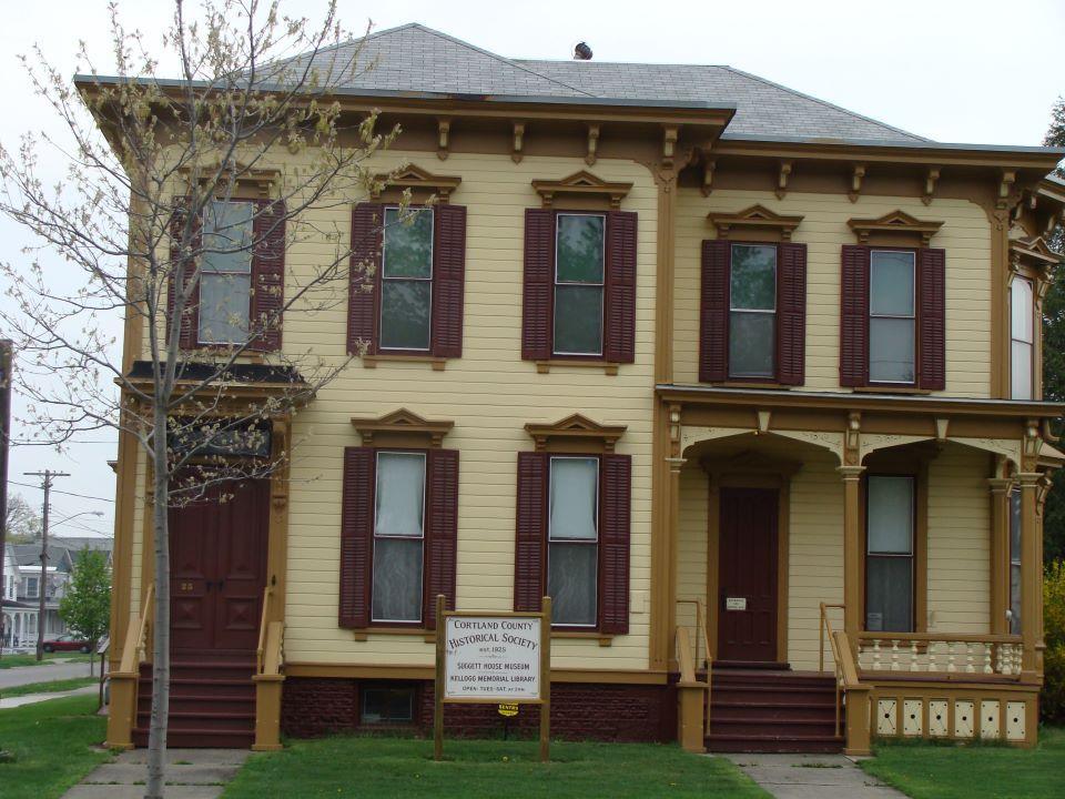 Suggett House Museum and Kellogg Memorial Research Center