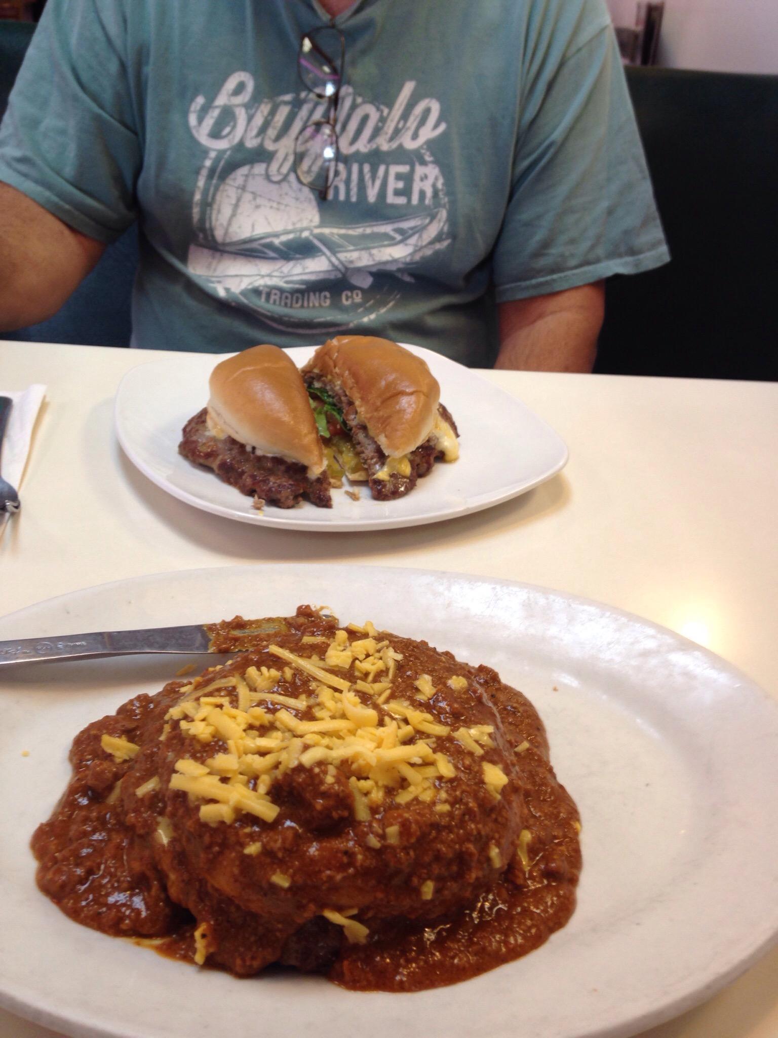 Ron's Hamburgers & Chili