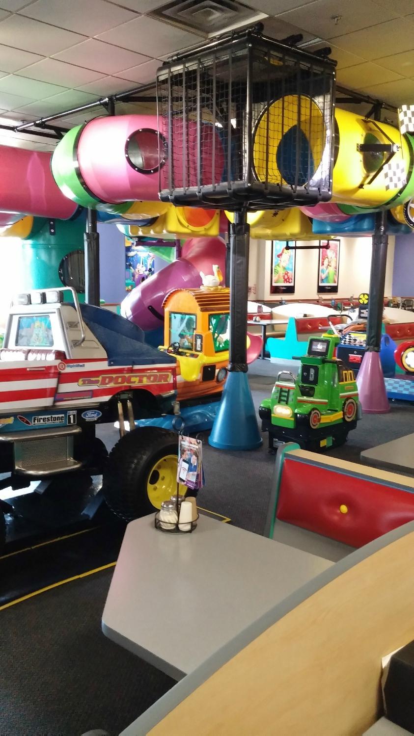 Chuck E Cheese's