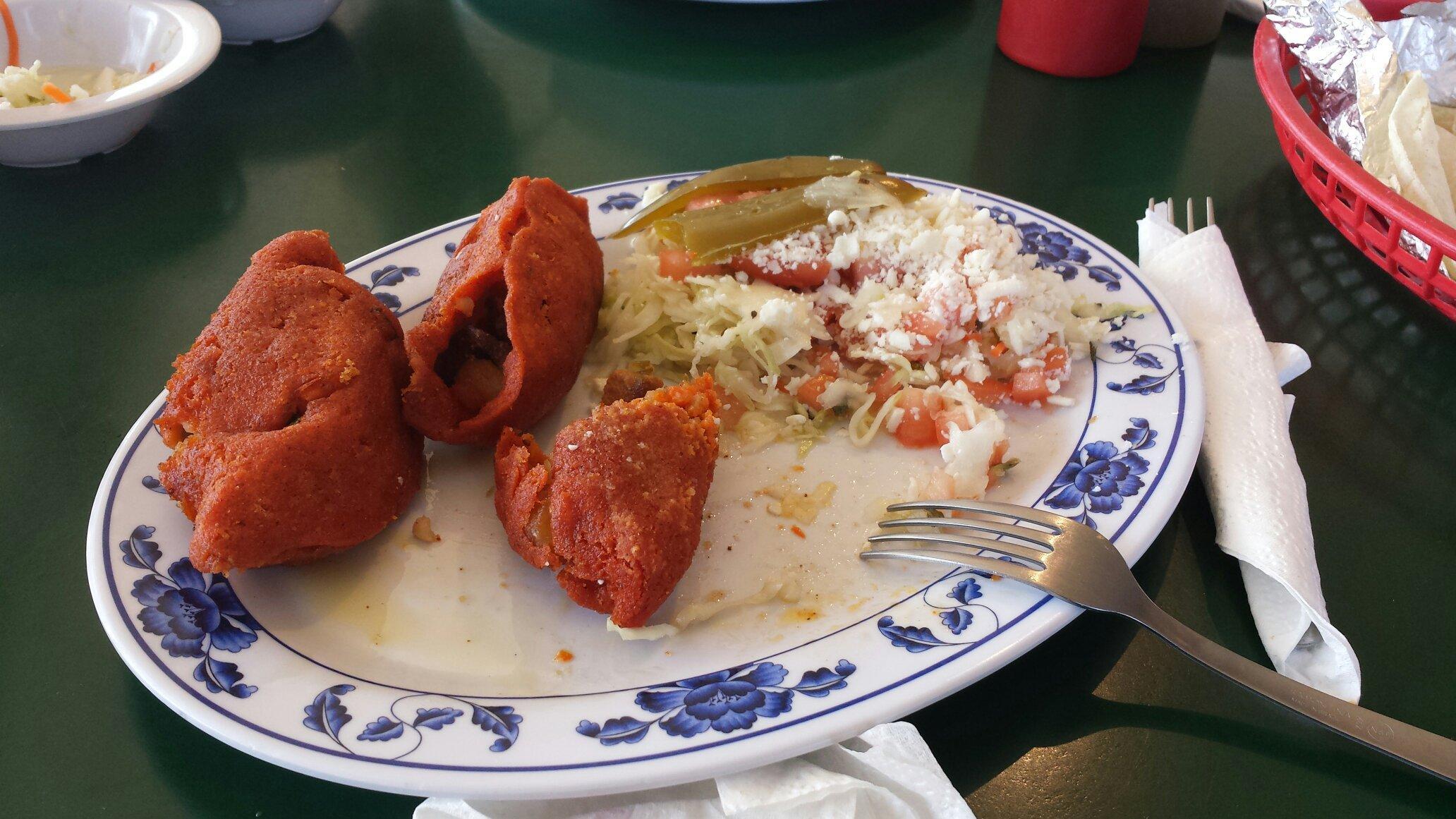 La Salvadorena Restaurant