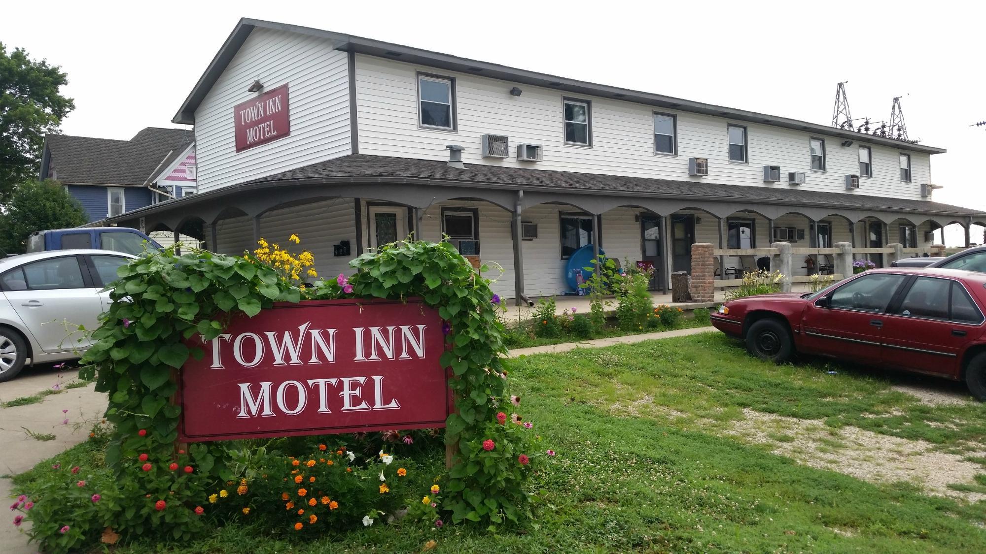 Town Inn