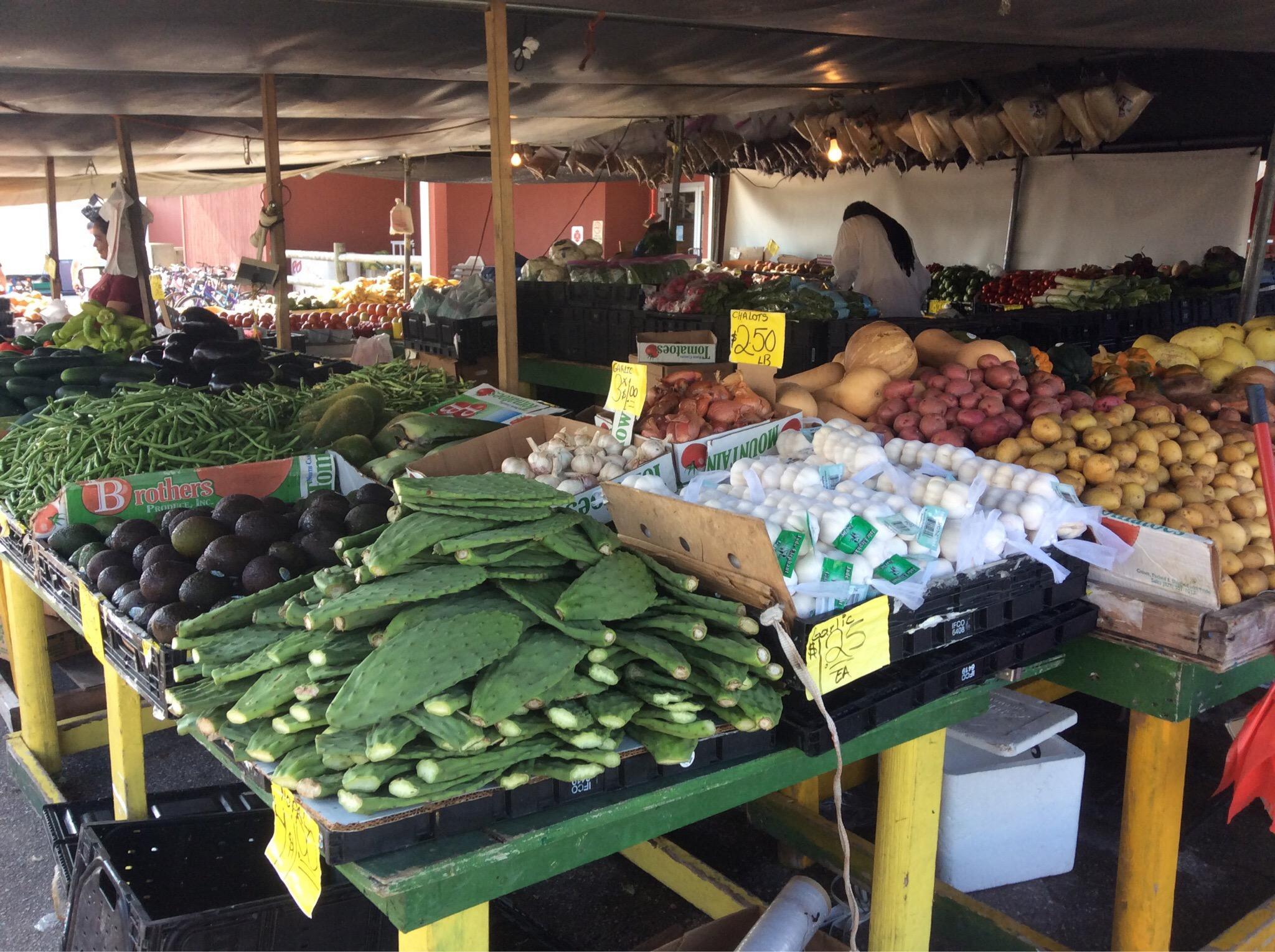 Red Barn Flea Market