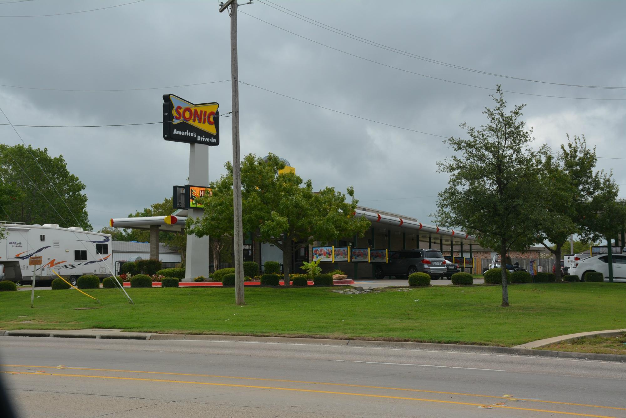 SONIC Drive-in