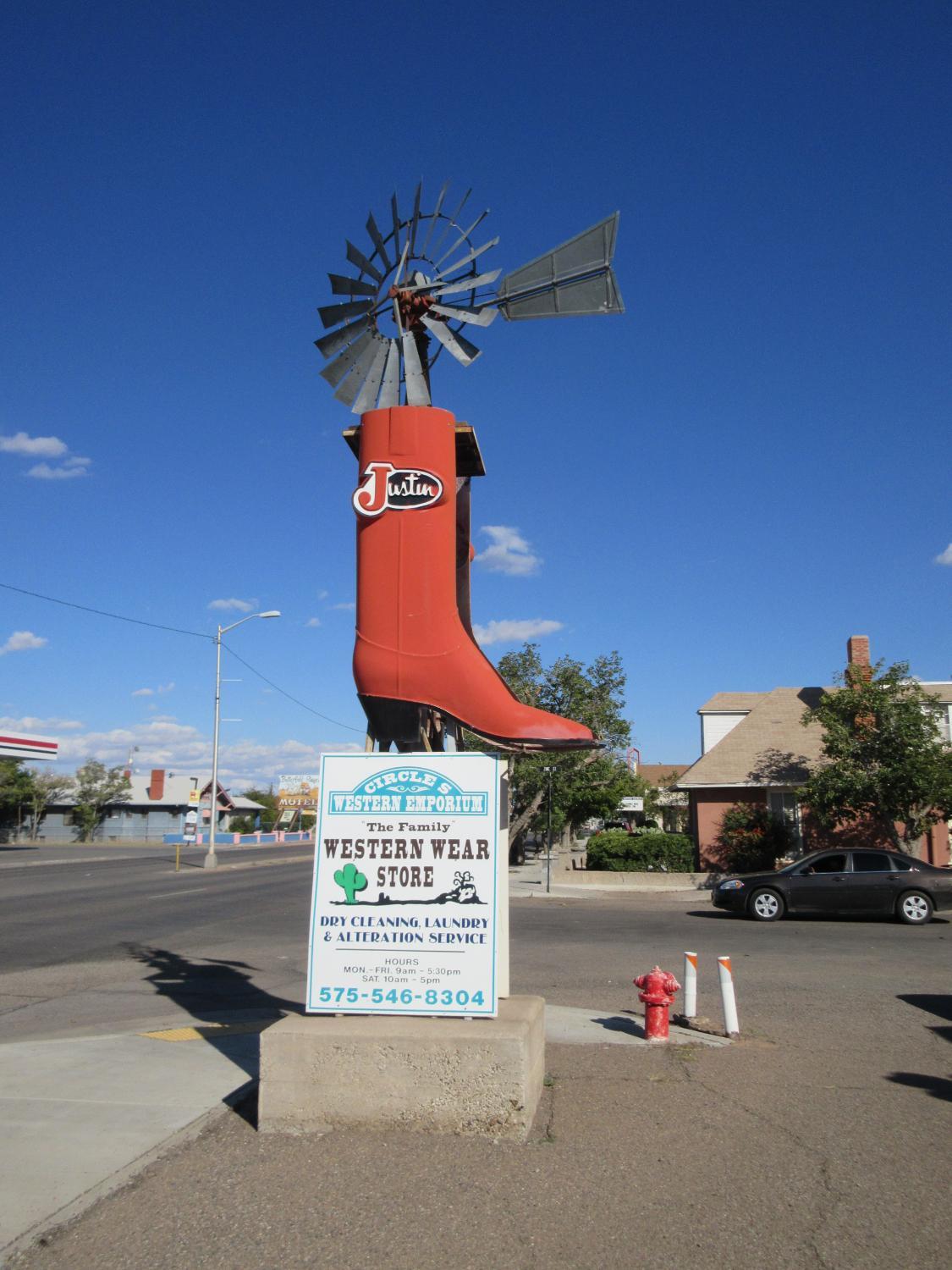 Circle S Western Emporium