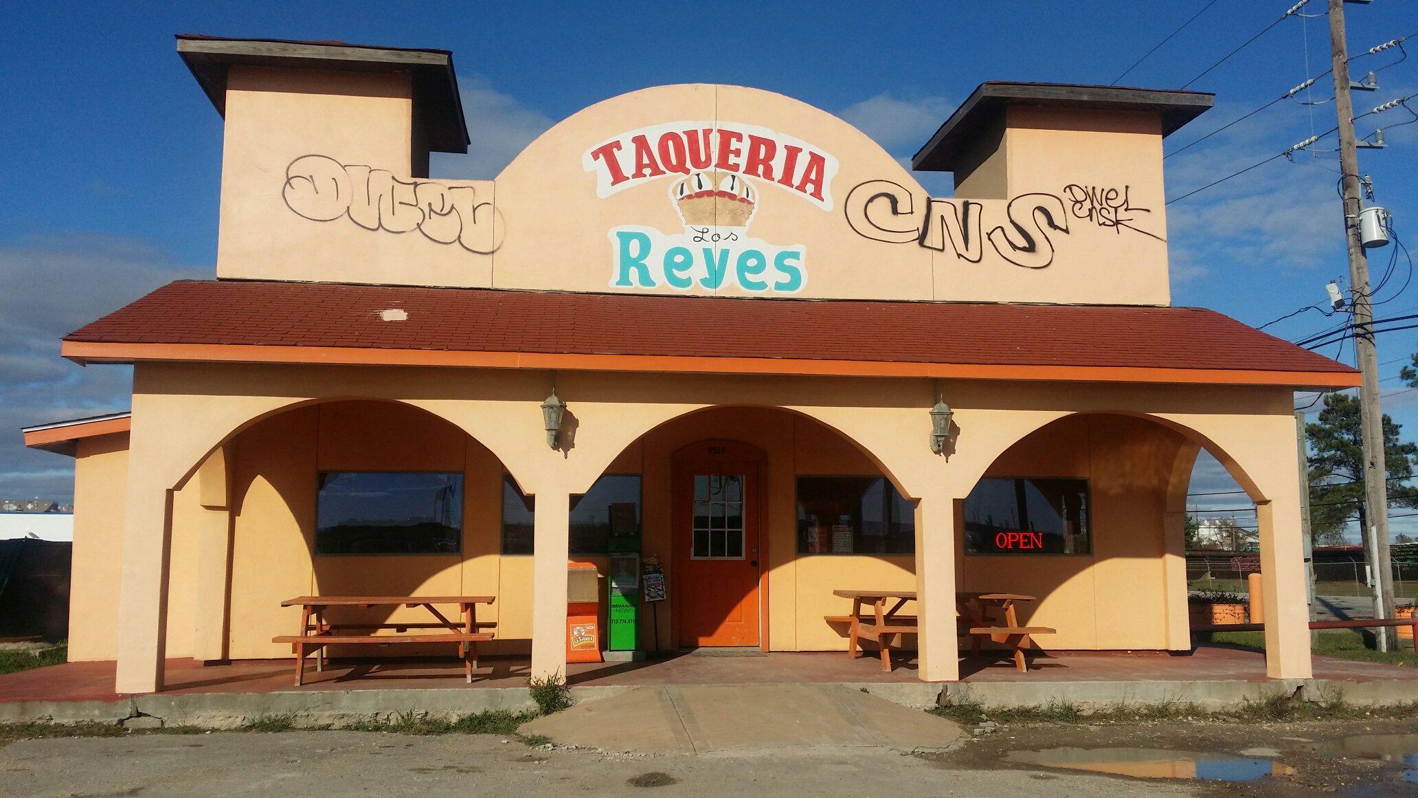 Taquria Los Reyes