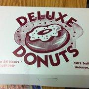 Deluxe Donuts