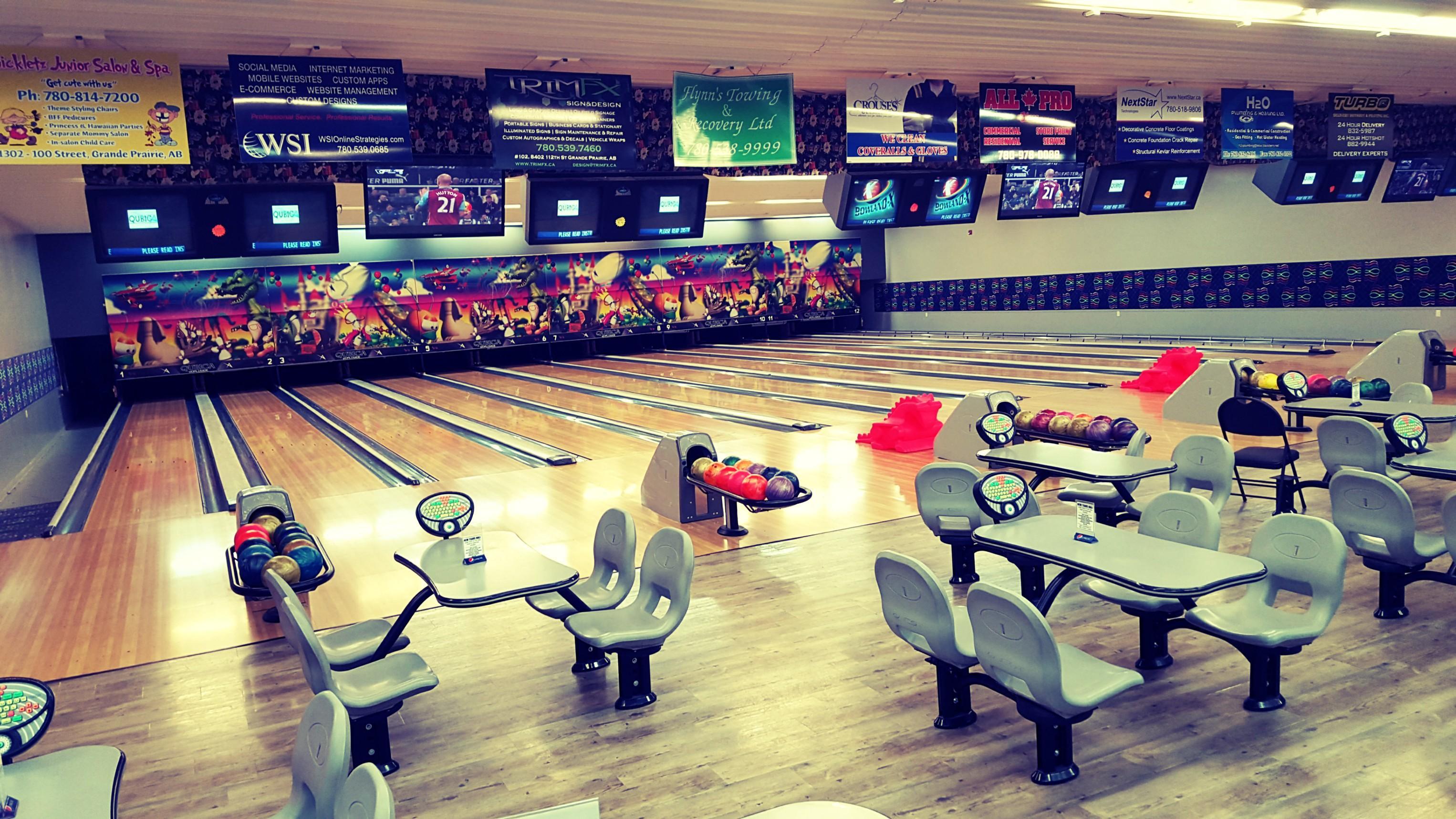 Bowling Stones 10-pin Entertainment center