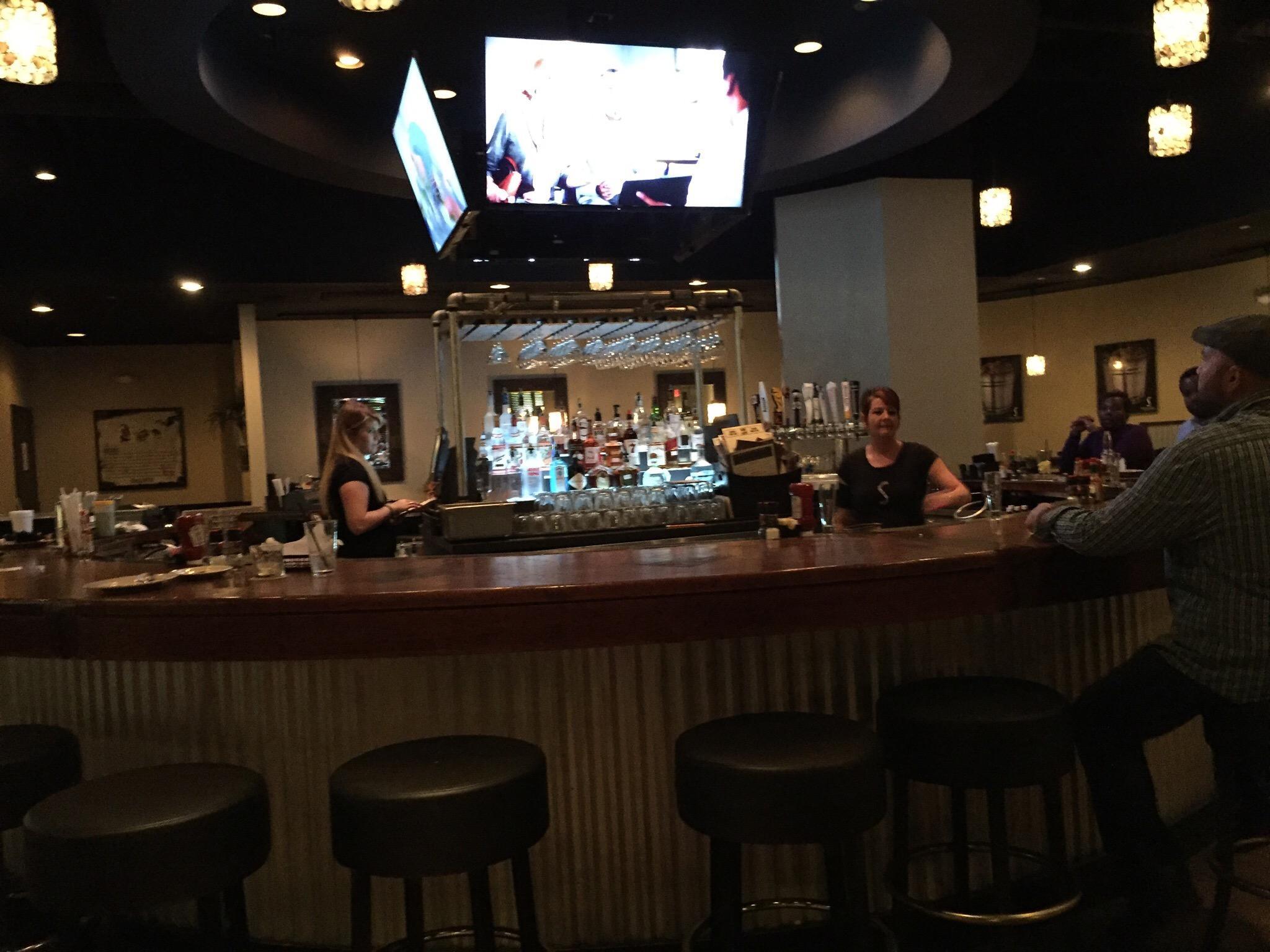 Shuckers Oyster Bar & Grill