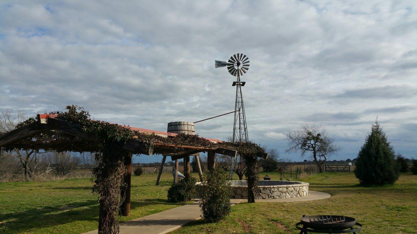 Barking Rocks Winery