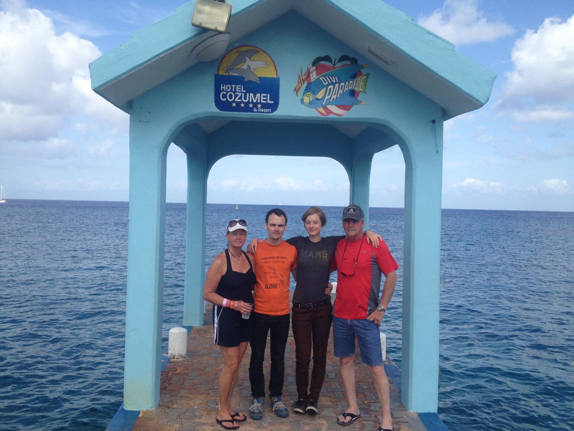 Rena's Scuba School and Travel