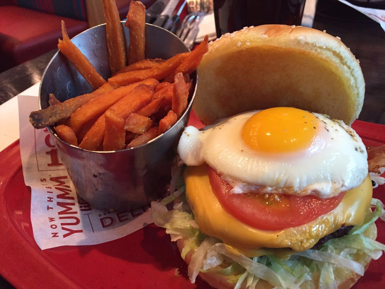 Red Robin Gourmet Burgers and Brews