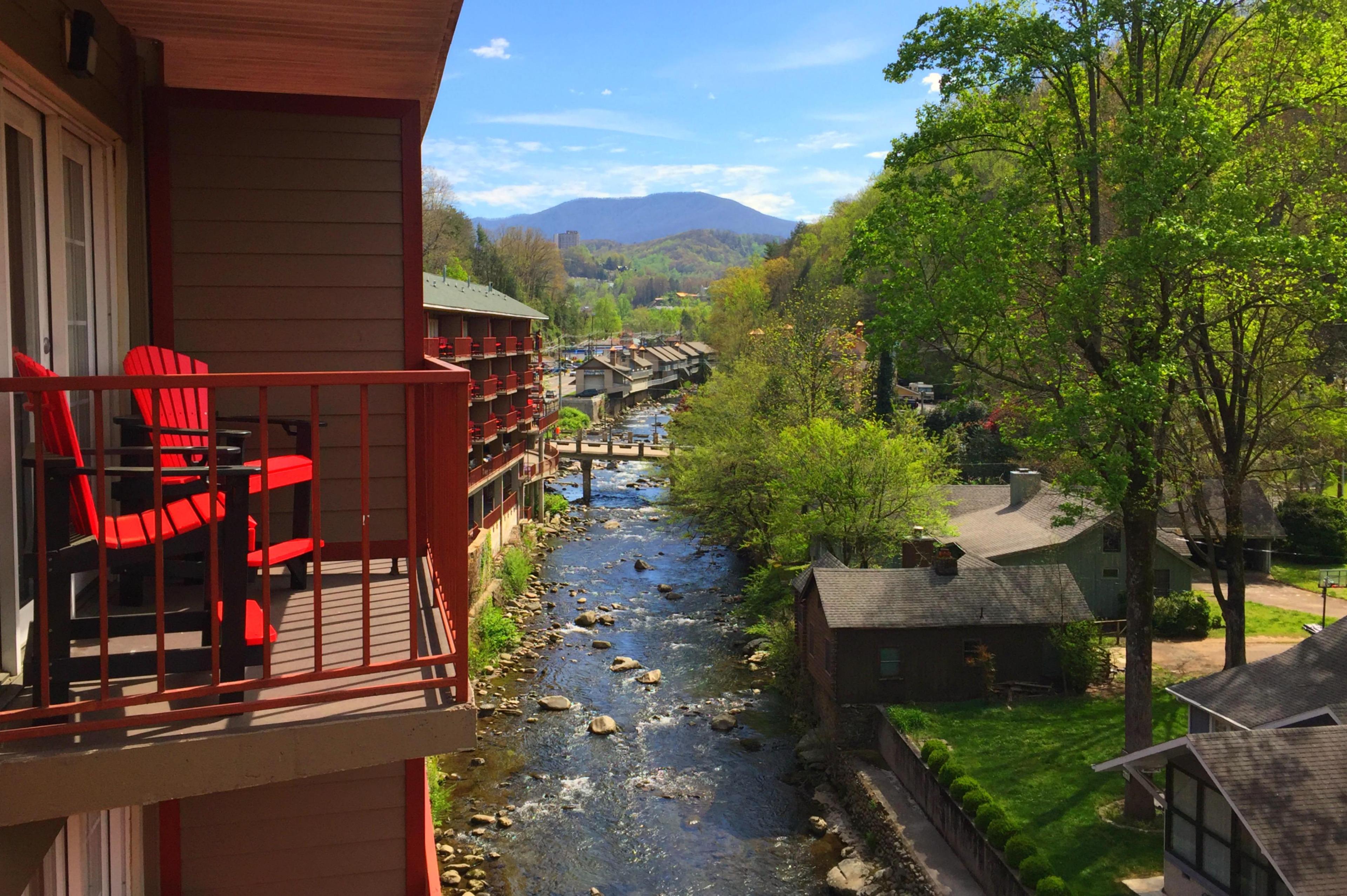 Baymont By Wyndham Gatlinburg on the River