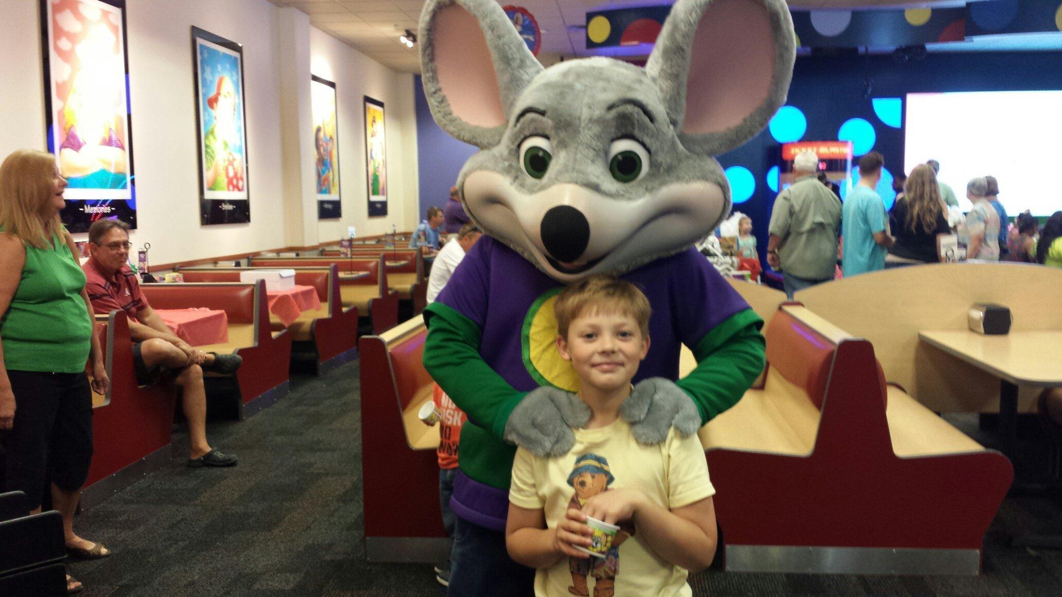 Chuck E Cheese's