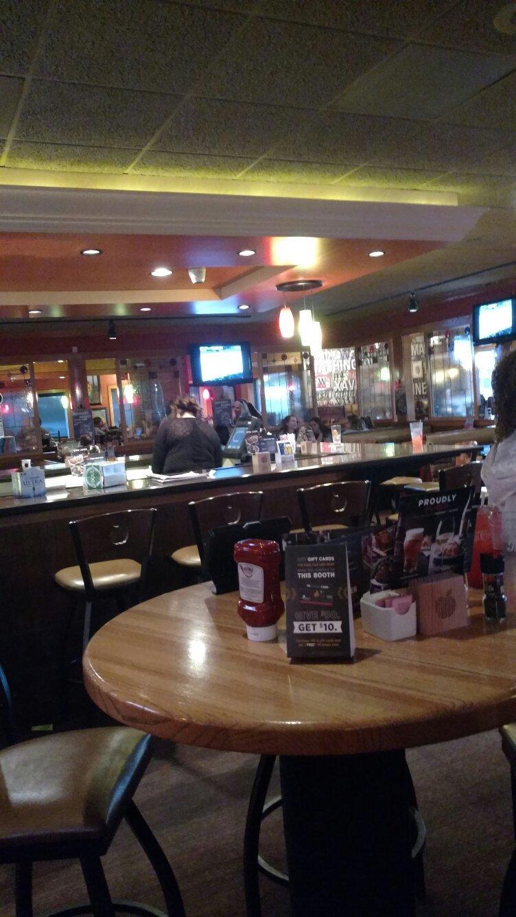 Applebee's Grill + Bar