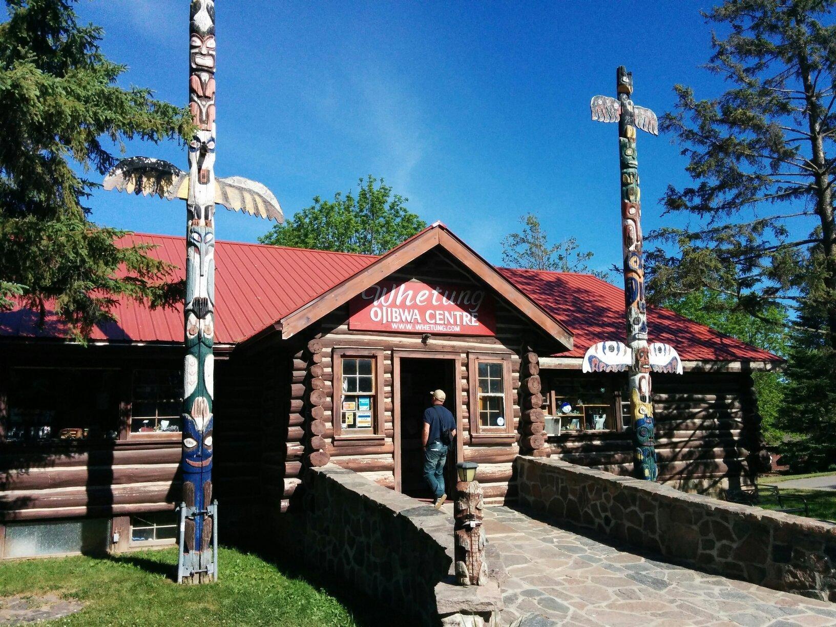 Whetung Ojibwa Art and Crafts Gallery