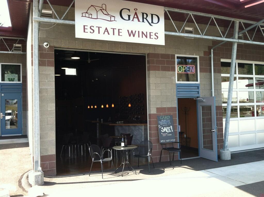 Gard Vintners Woodinville Wine Tasting Room