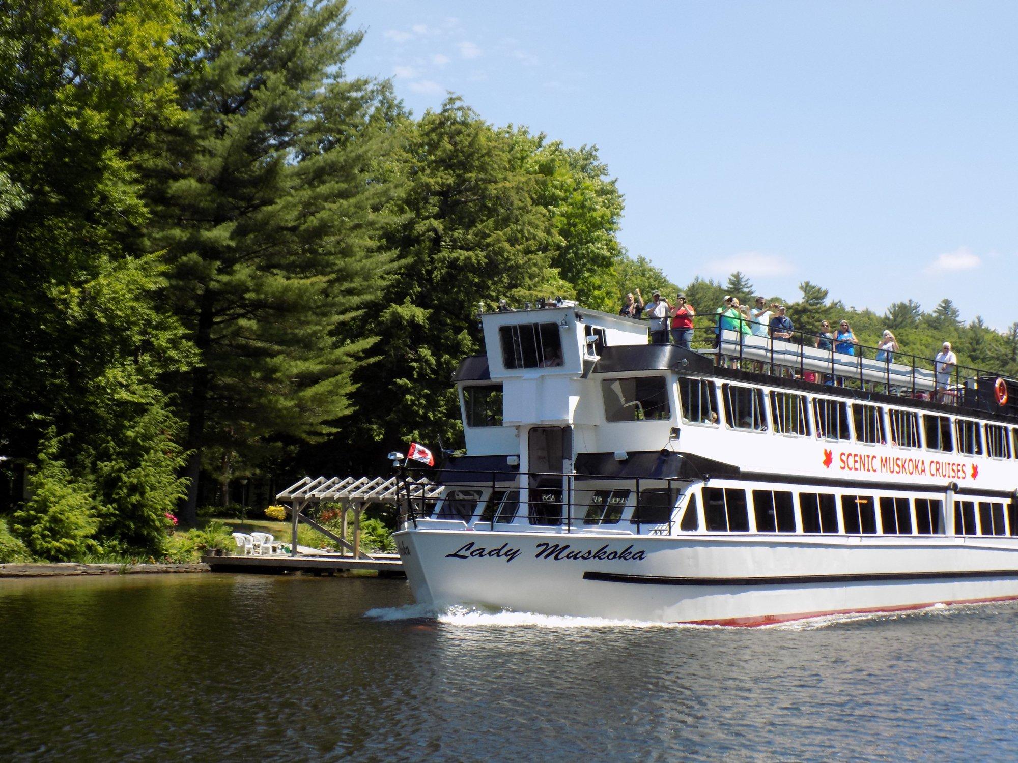 Lady Muskoka Cruises