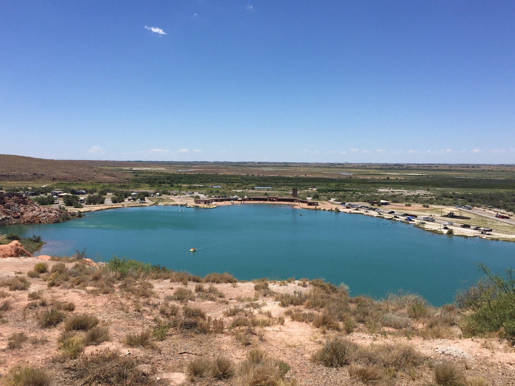 Bottomless Lakes State Park