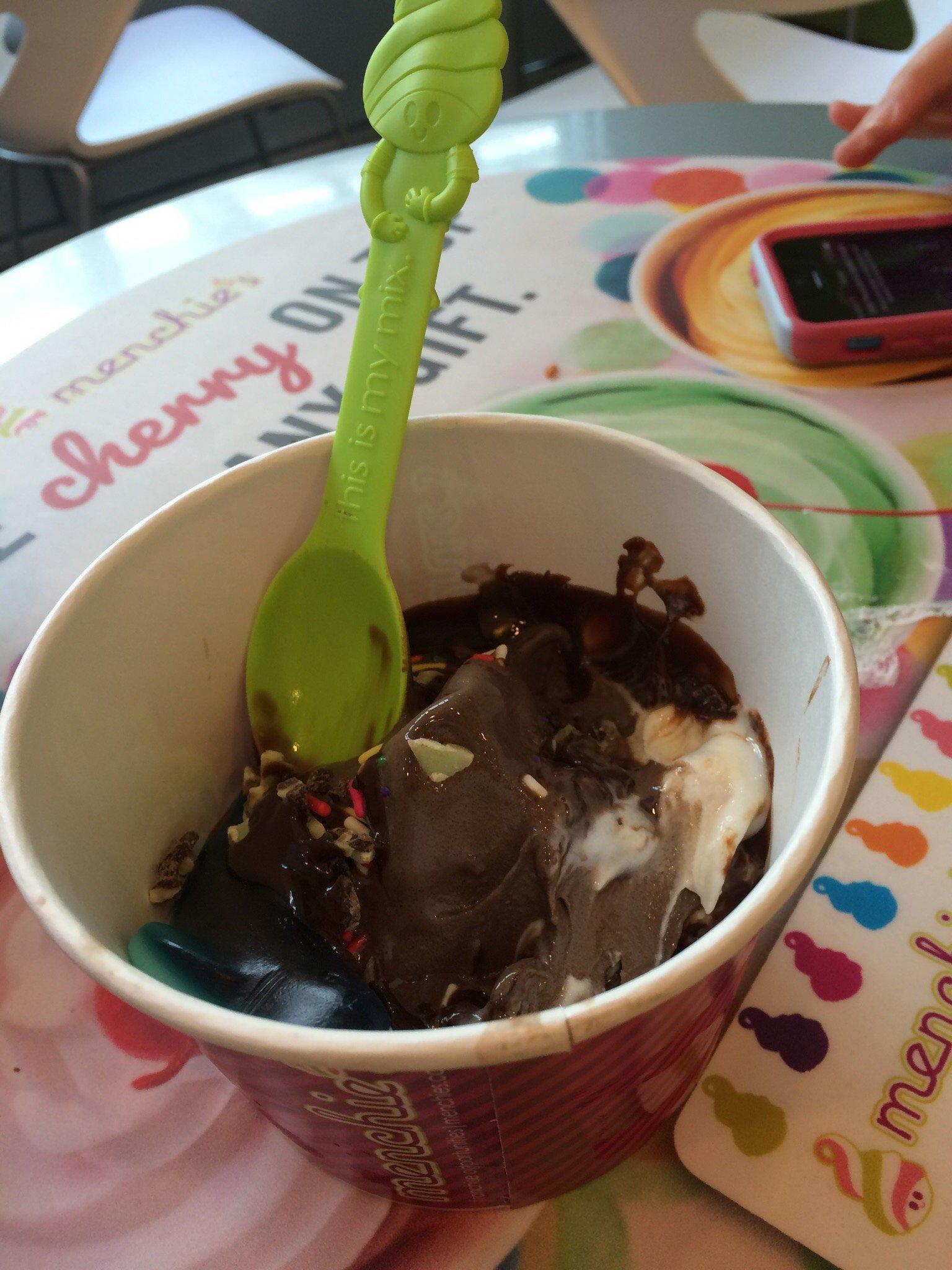 Menchie's Frozen Yogurt