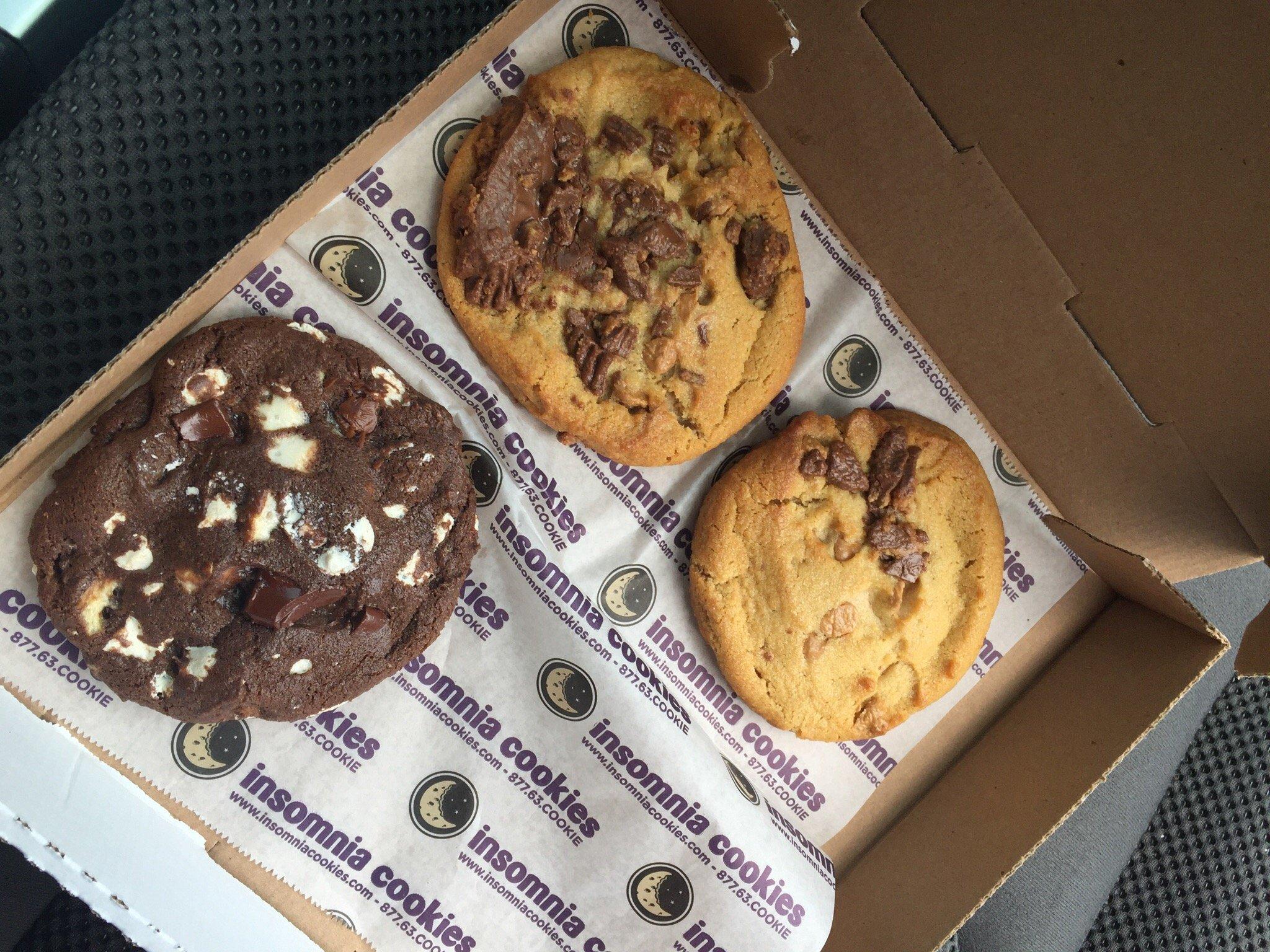 Insomnia Cookies