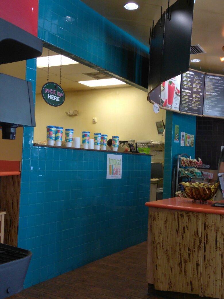 Tropical Smoothie Cafe