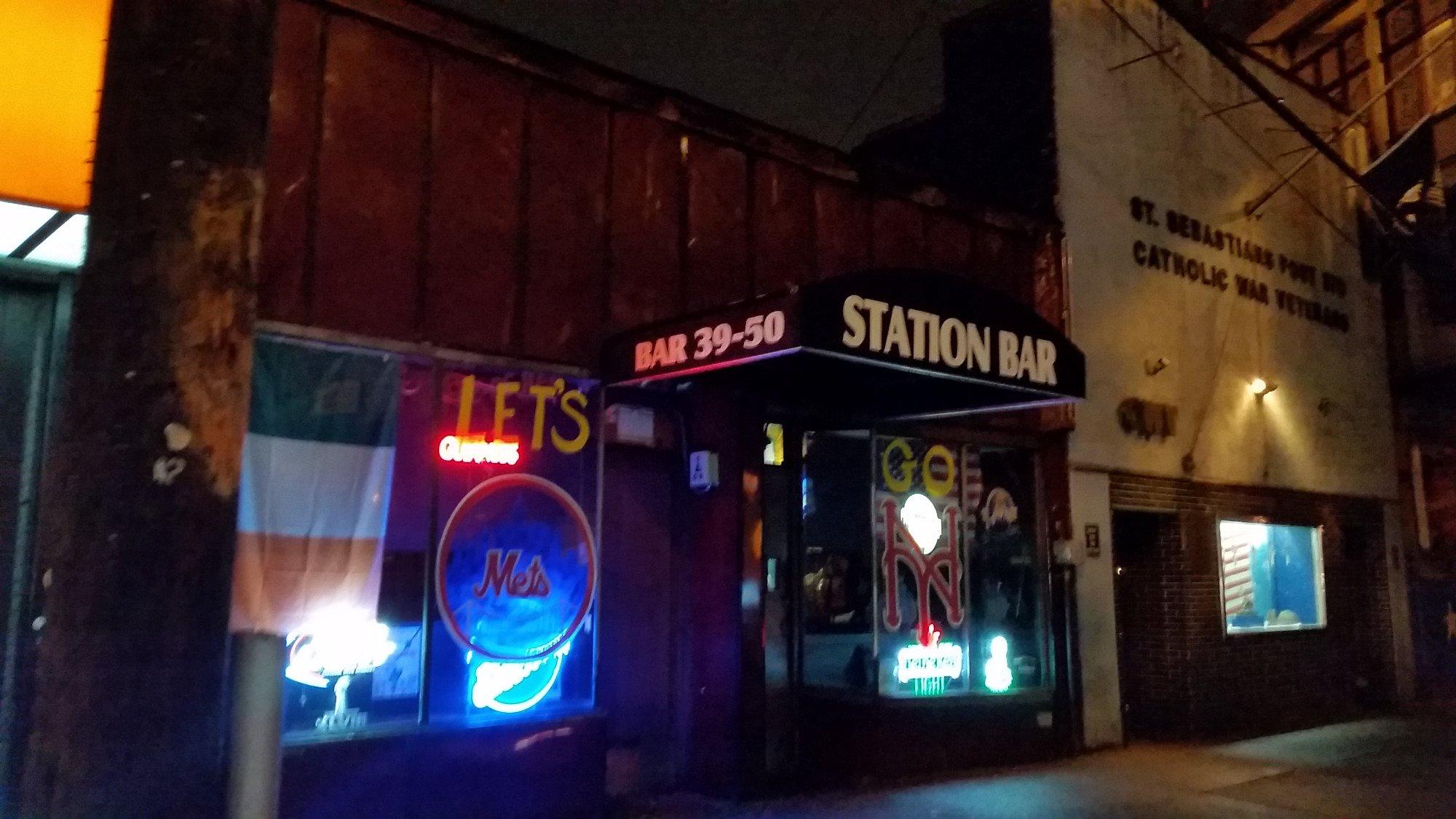 Station Bar