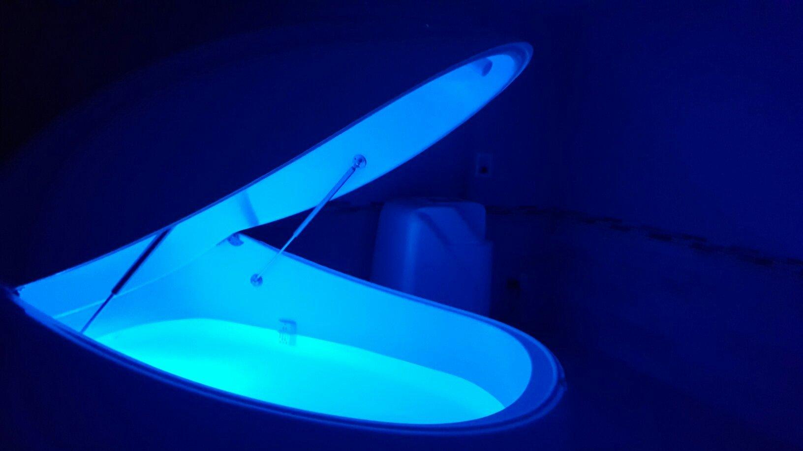 Dissolve Float Spa