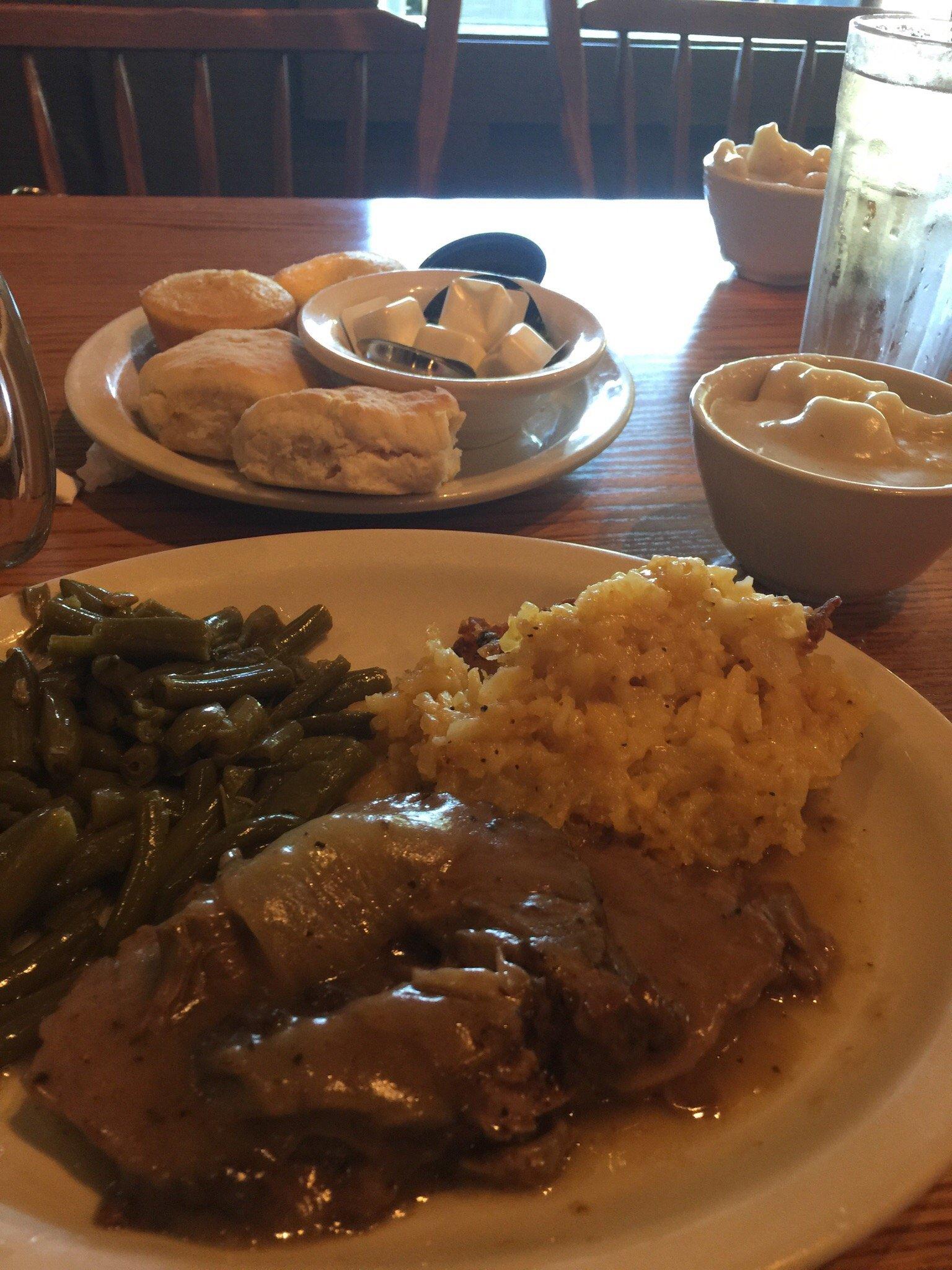 Cracker Barrel Old Country Store