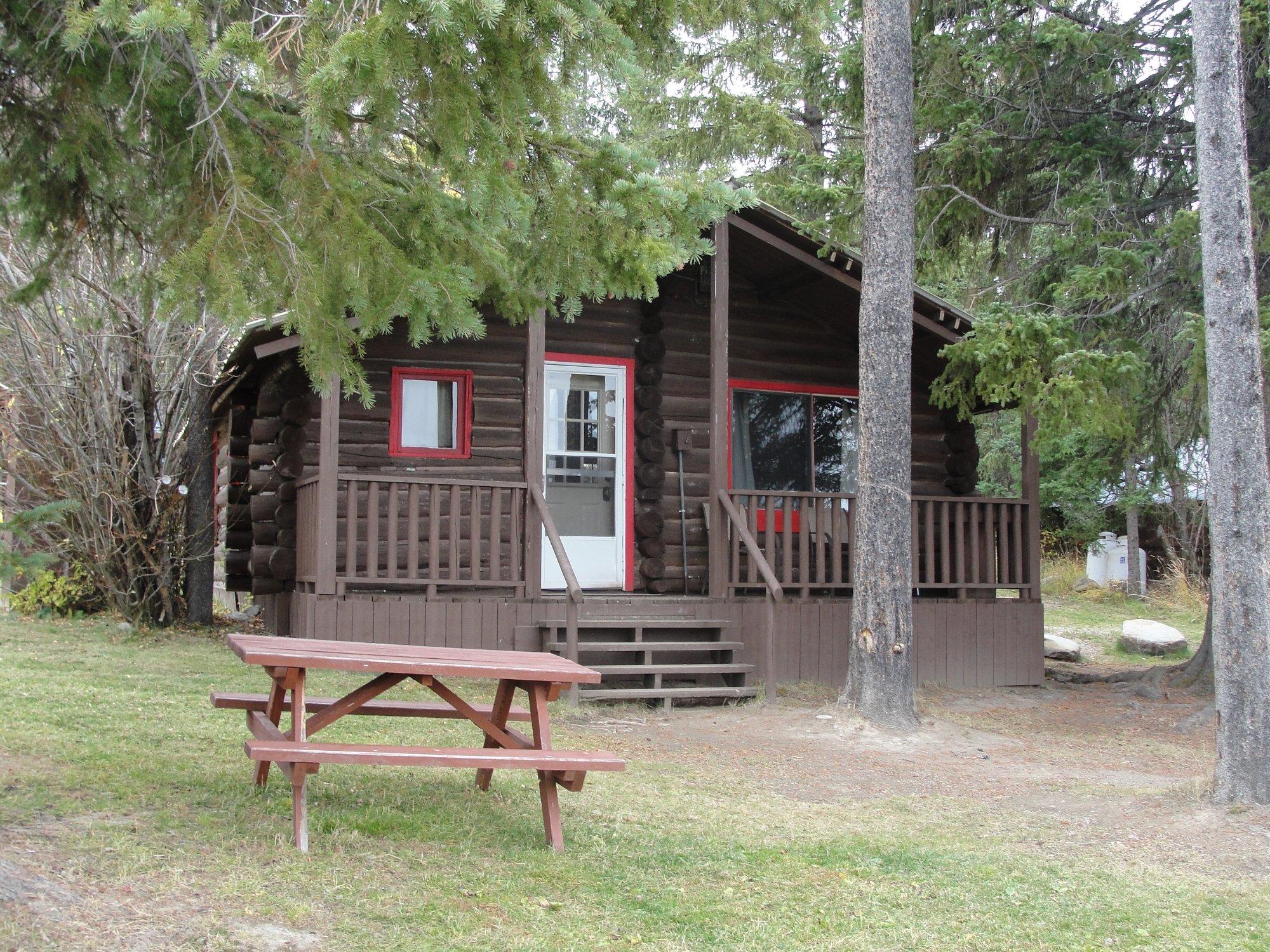 Postill Lake Lodge