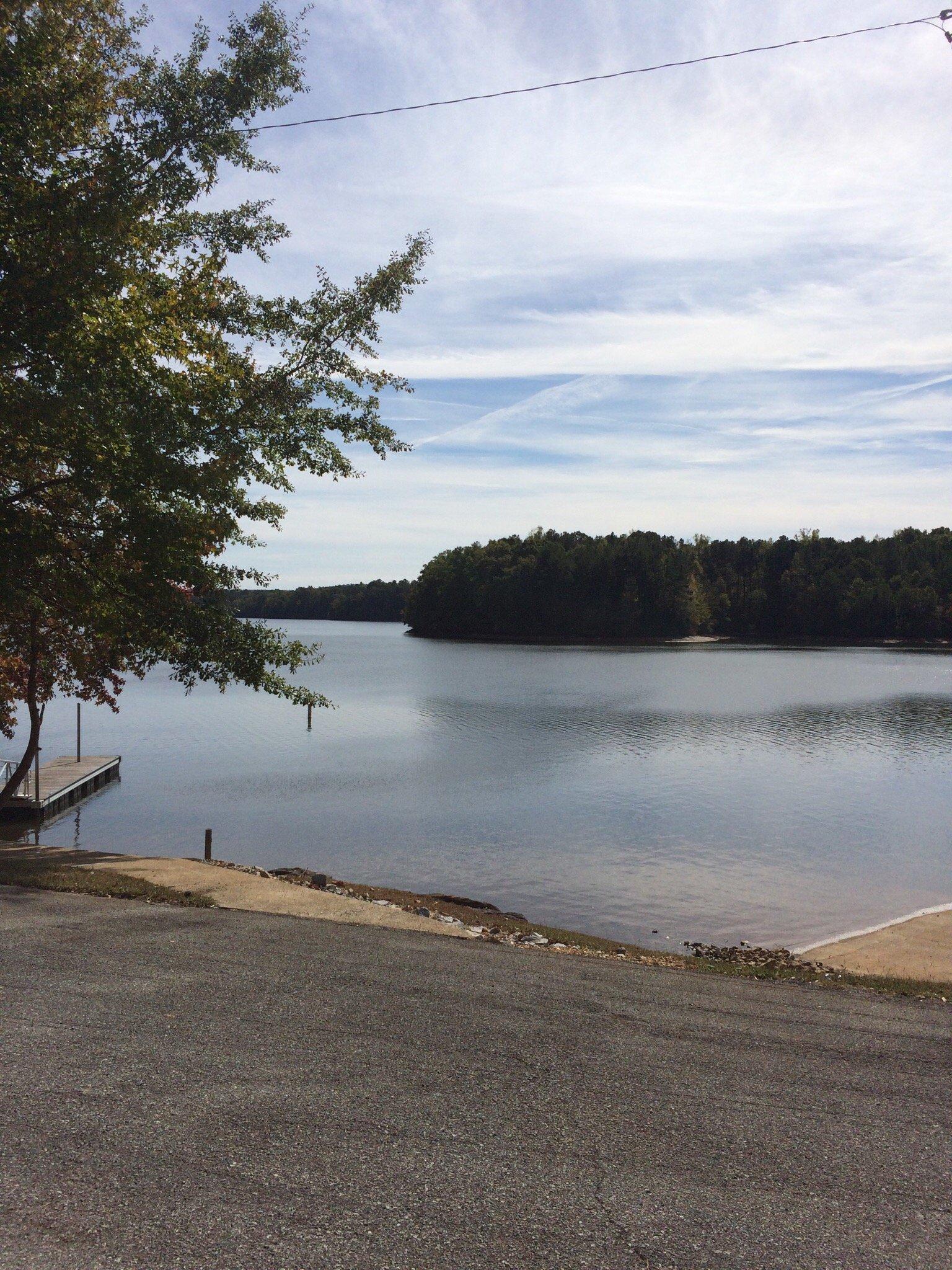 Lakeside Marina, Market and Grill