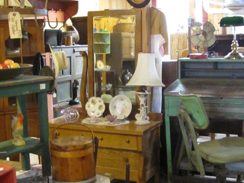 Quarter Moon Antiques