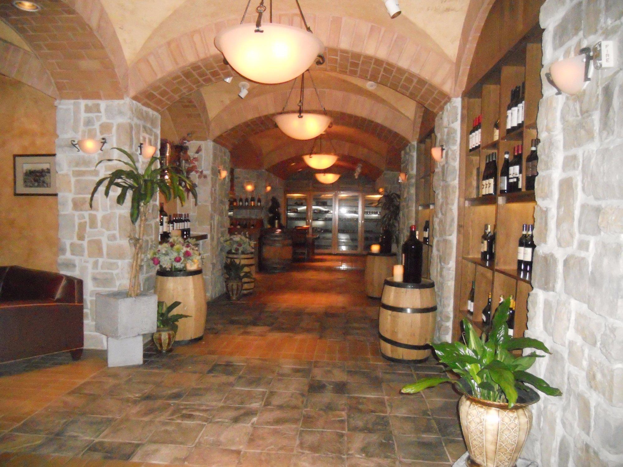 Wine Cellar & Tasting Room