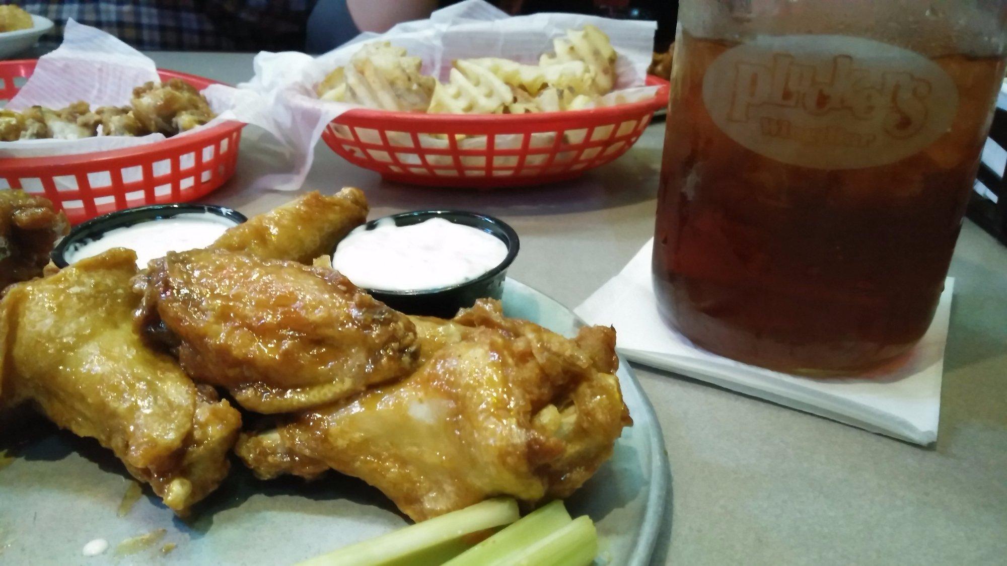 Pluckers Wing Bar