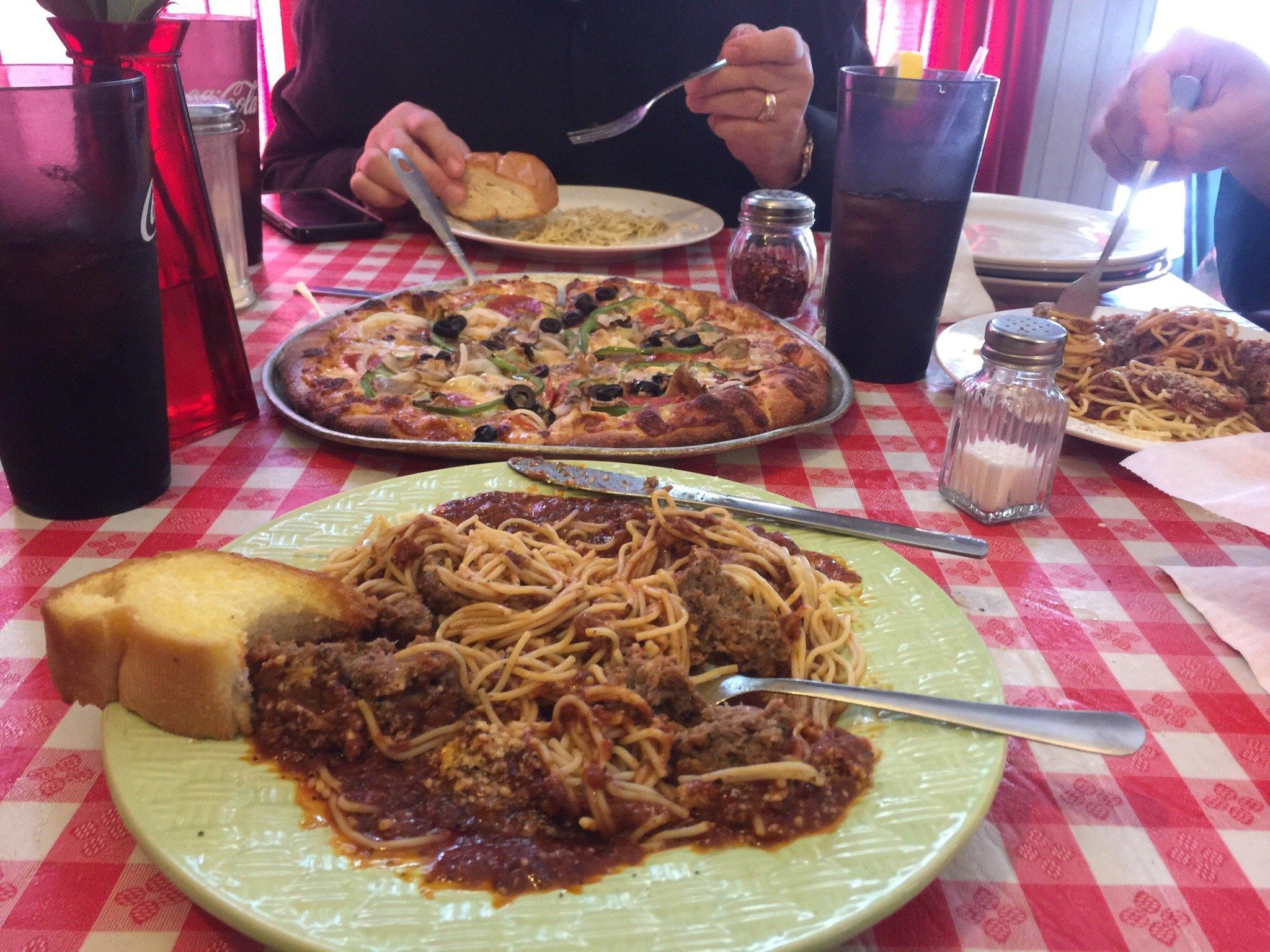 Gio's Pizza & Spaghetti House