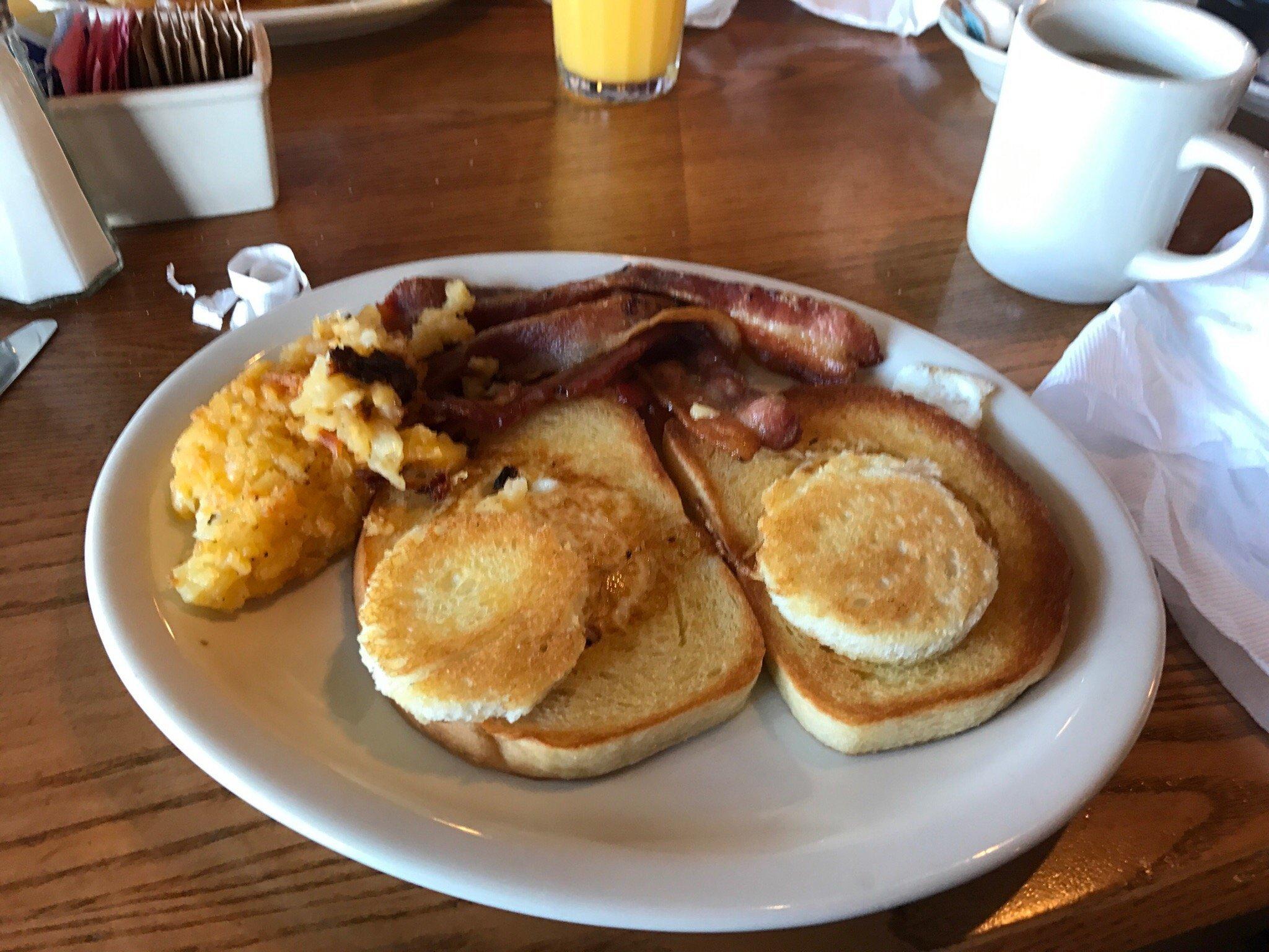 Cracker Barrel Old Country Store