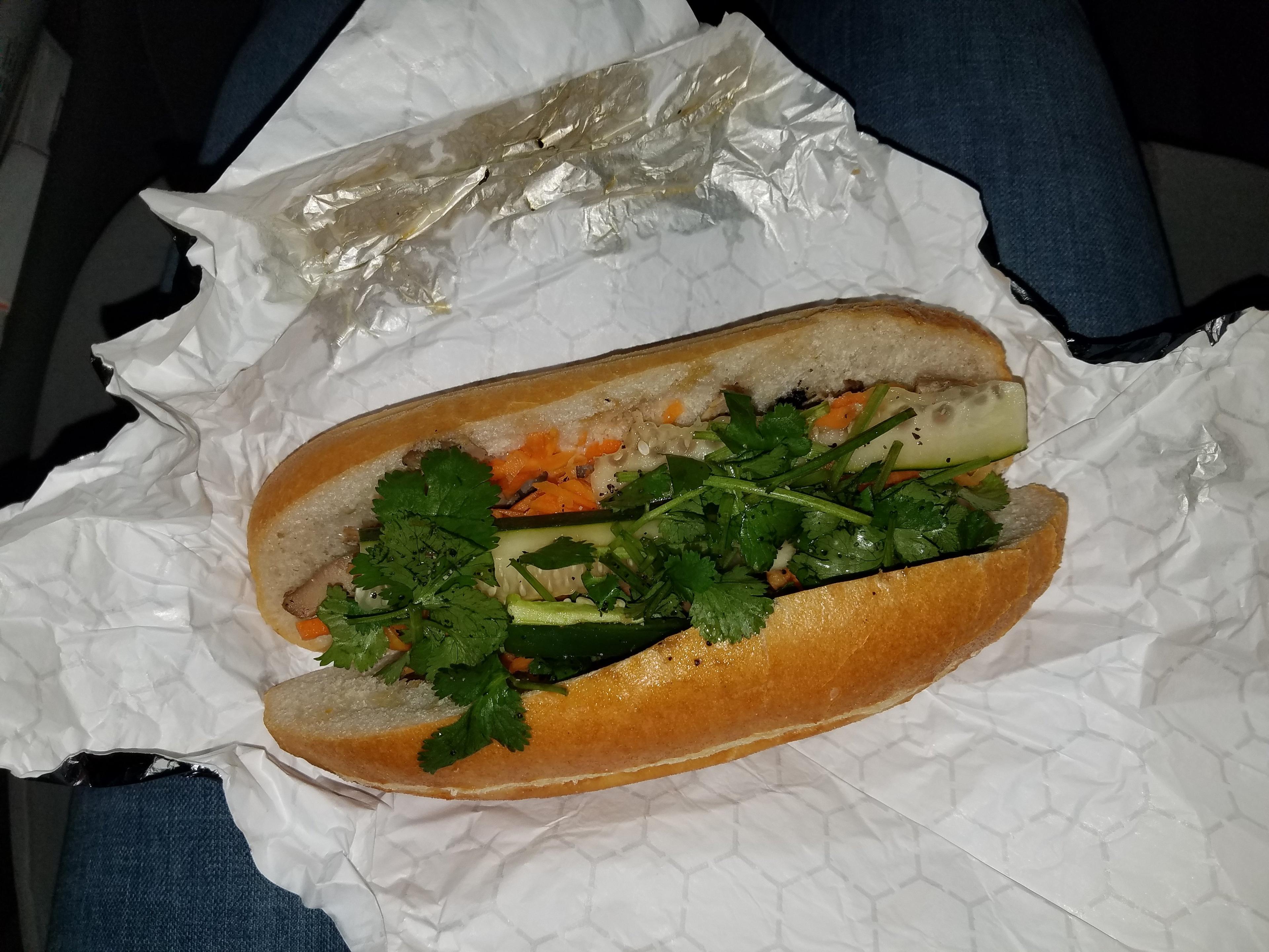 Oui Banh Mi