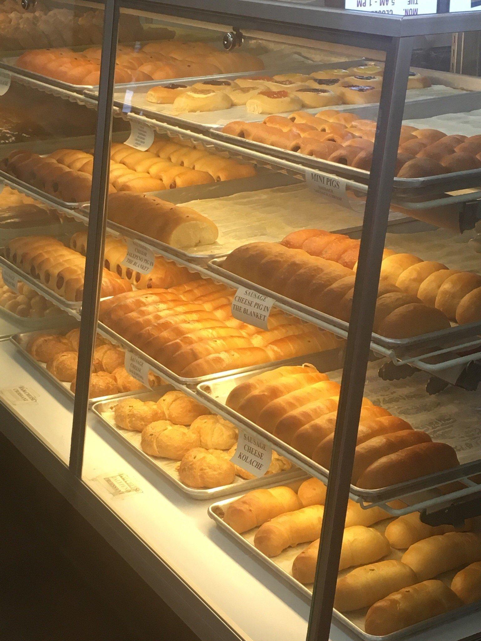 Snowflake Donuts & Kolaches Shop