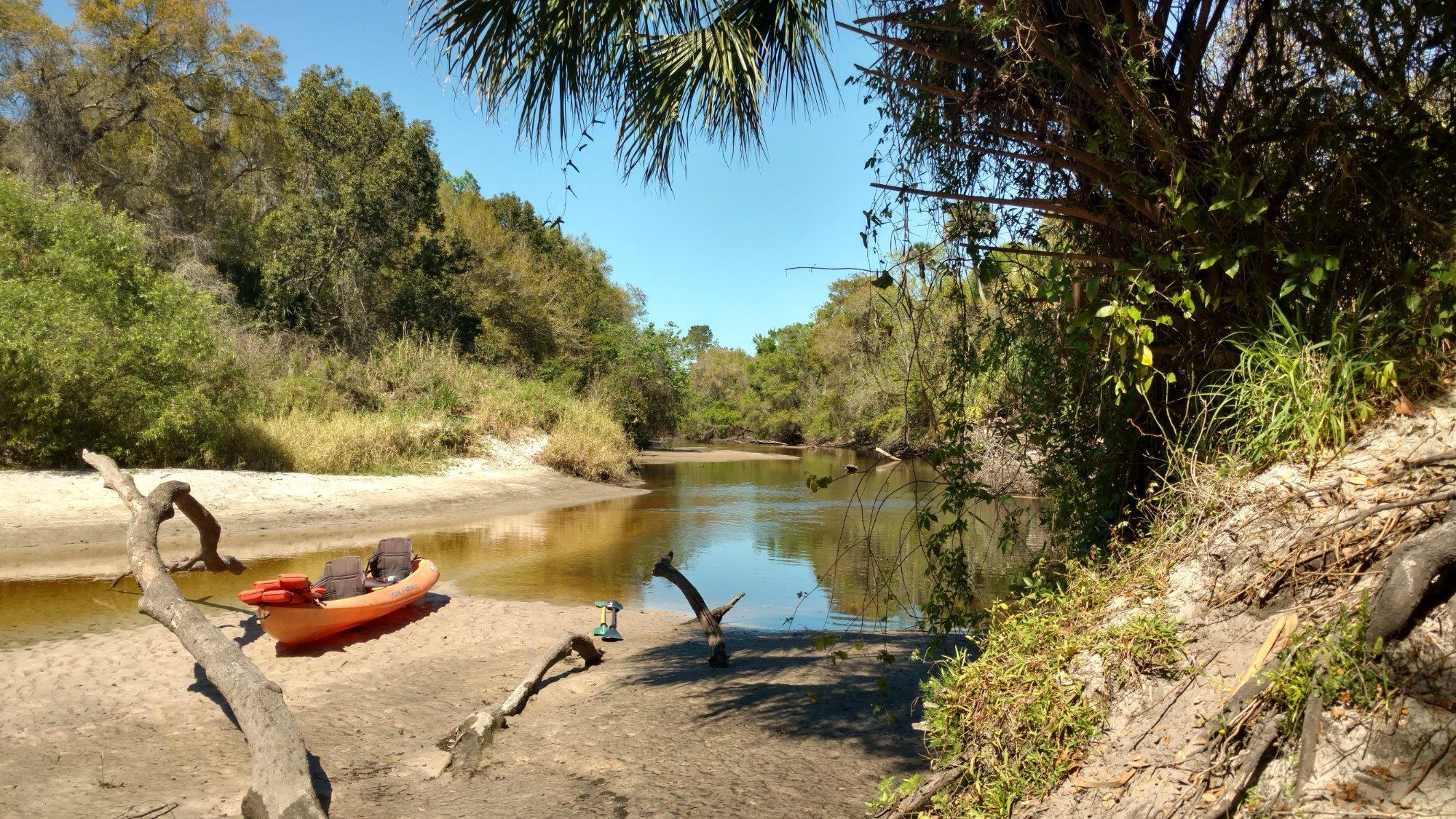 Ray's Canoe Hideaway