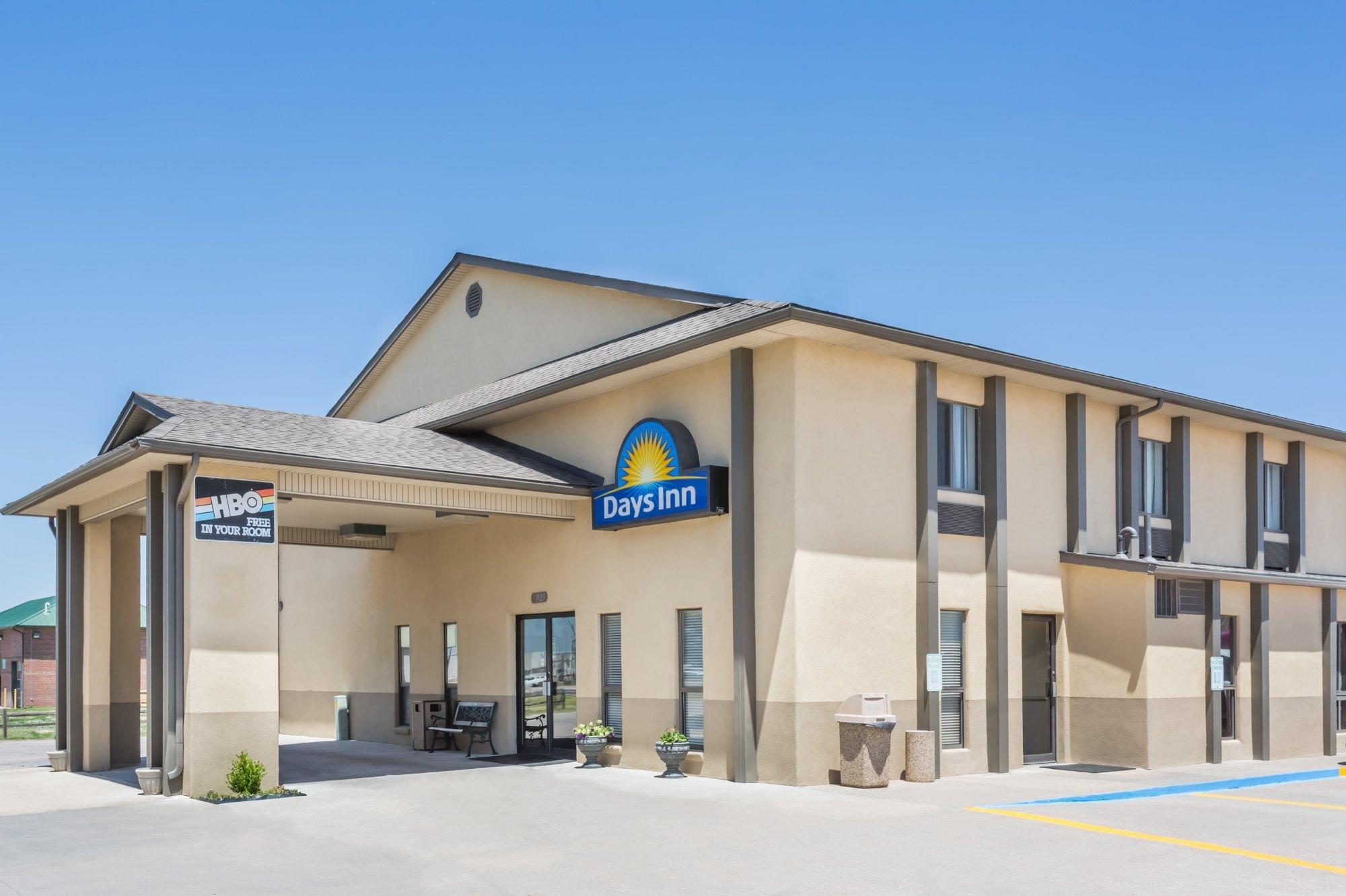 Days Inn By Wyndham Colby