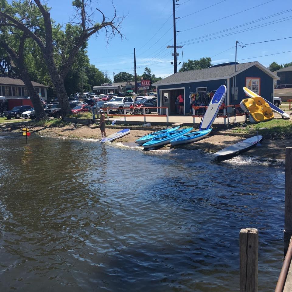 Boat Okoboji Rentals