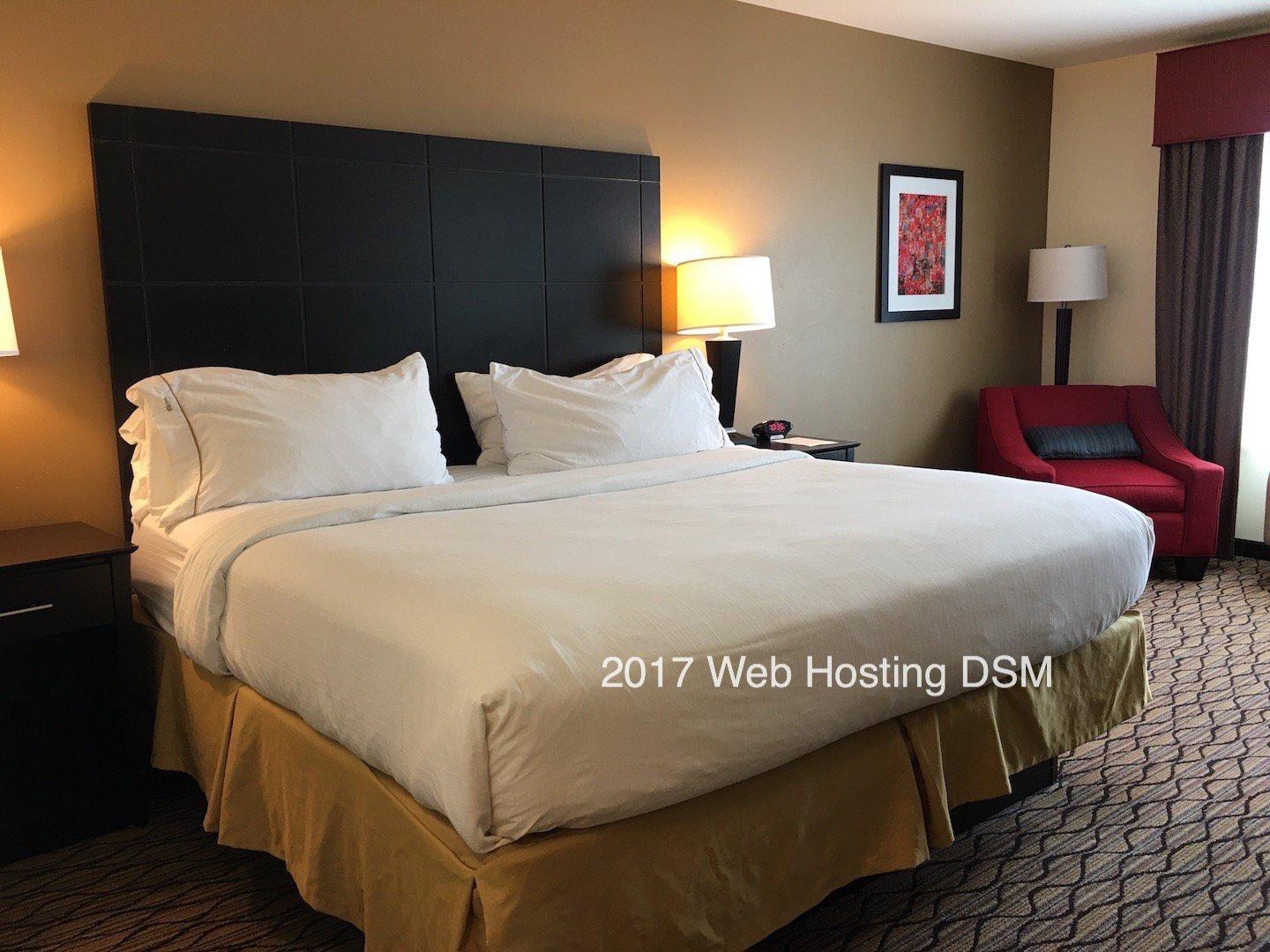 Holiday Inn Express & Suites Pearsall, an IHG Hotel