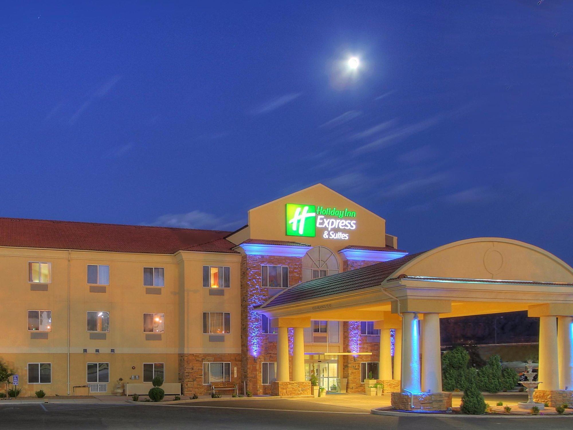 Holiday Inn Express & Suites Tucumcari, an IHG Hotel