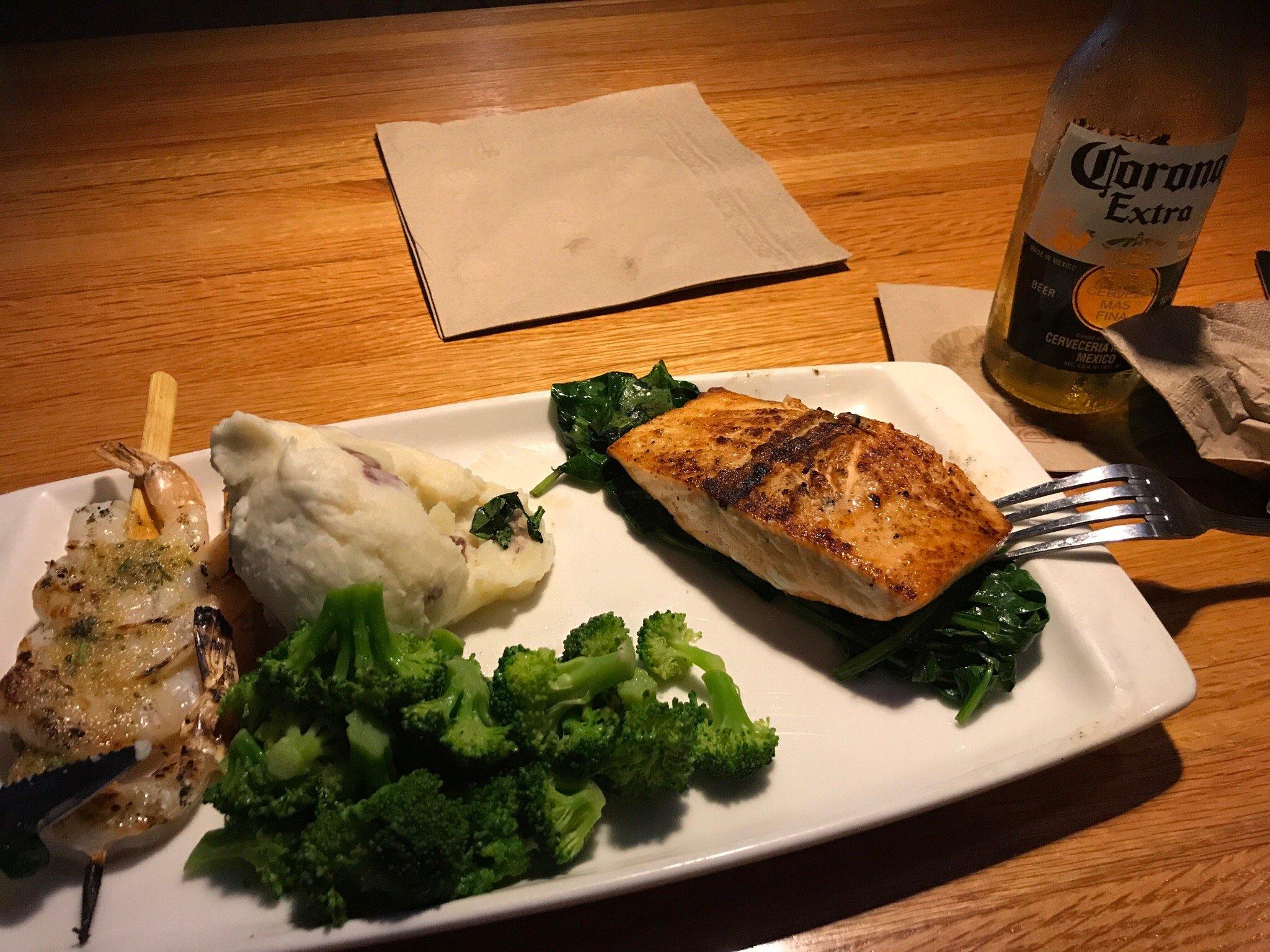 Applebee's Grill + Bar