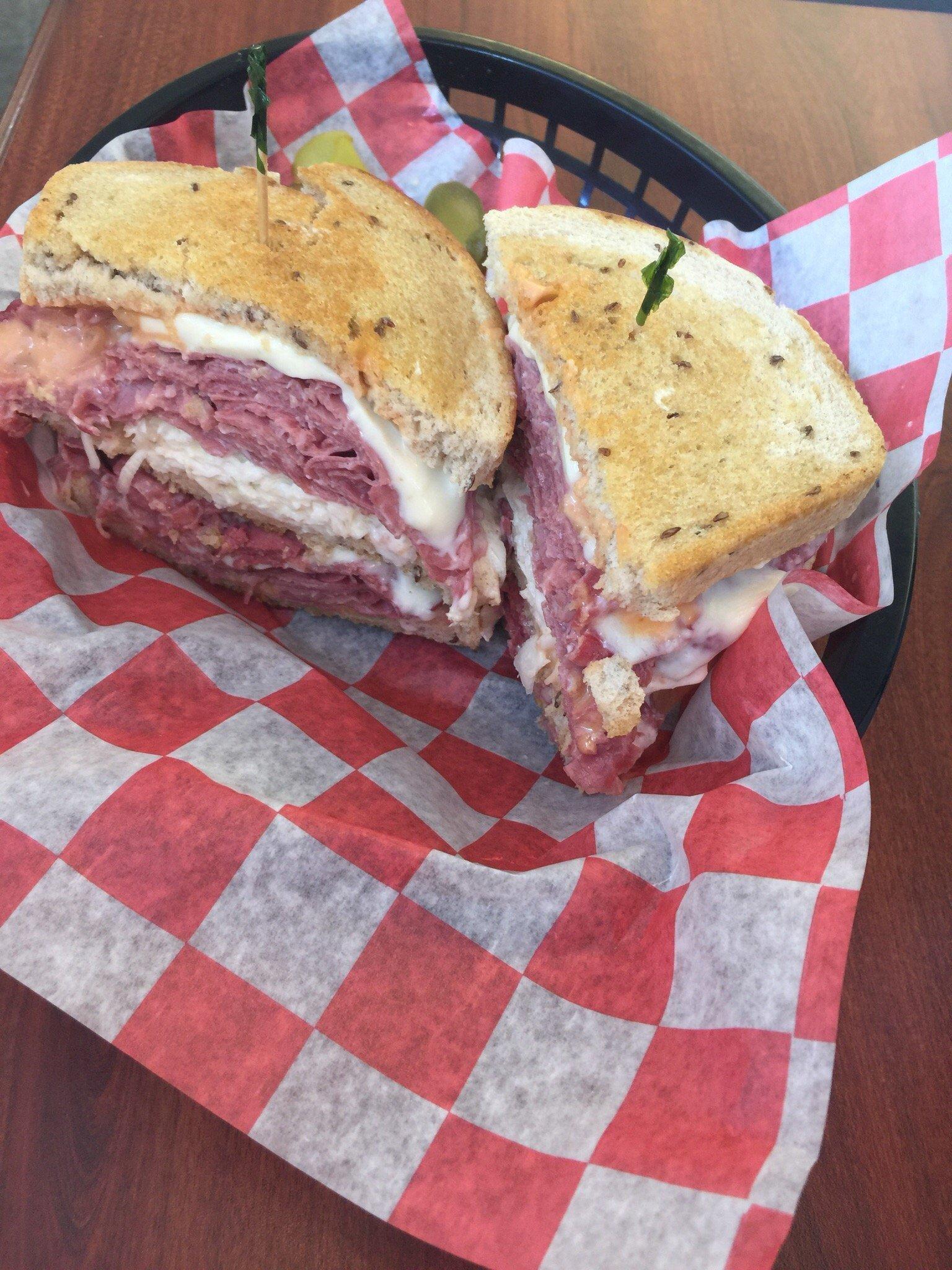 Birch Run Deli