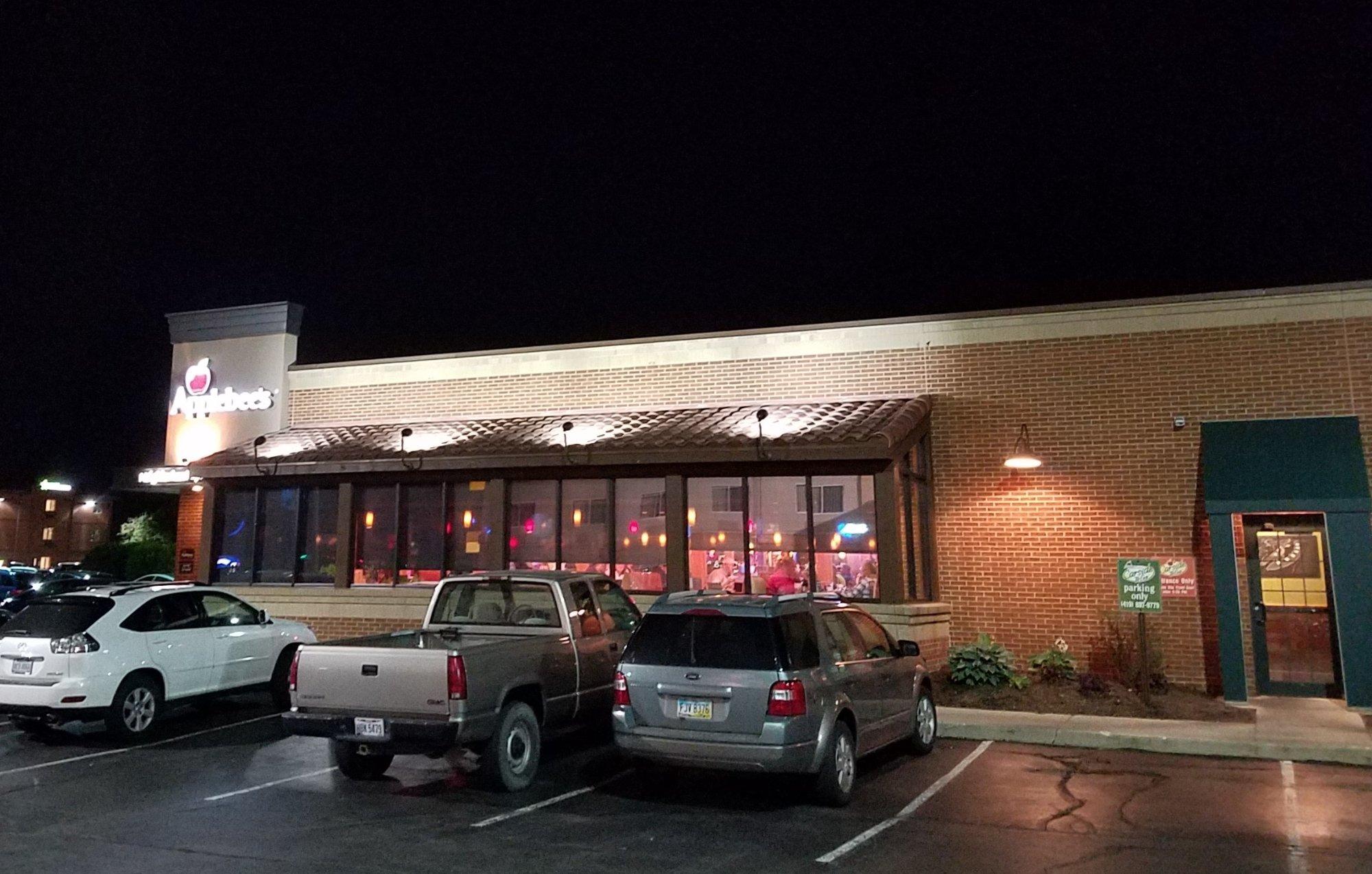 Applebee's Grill + Bar