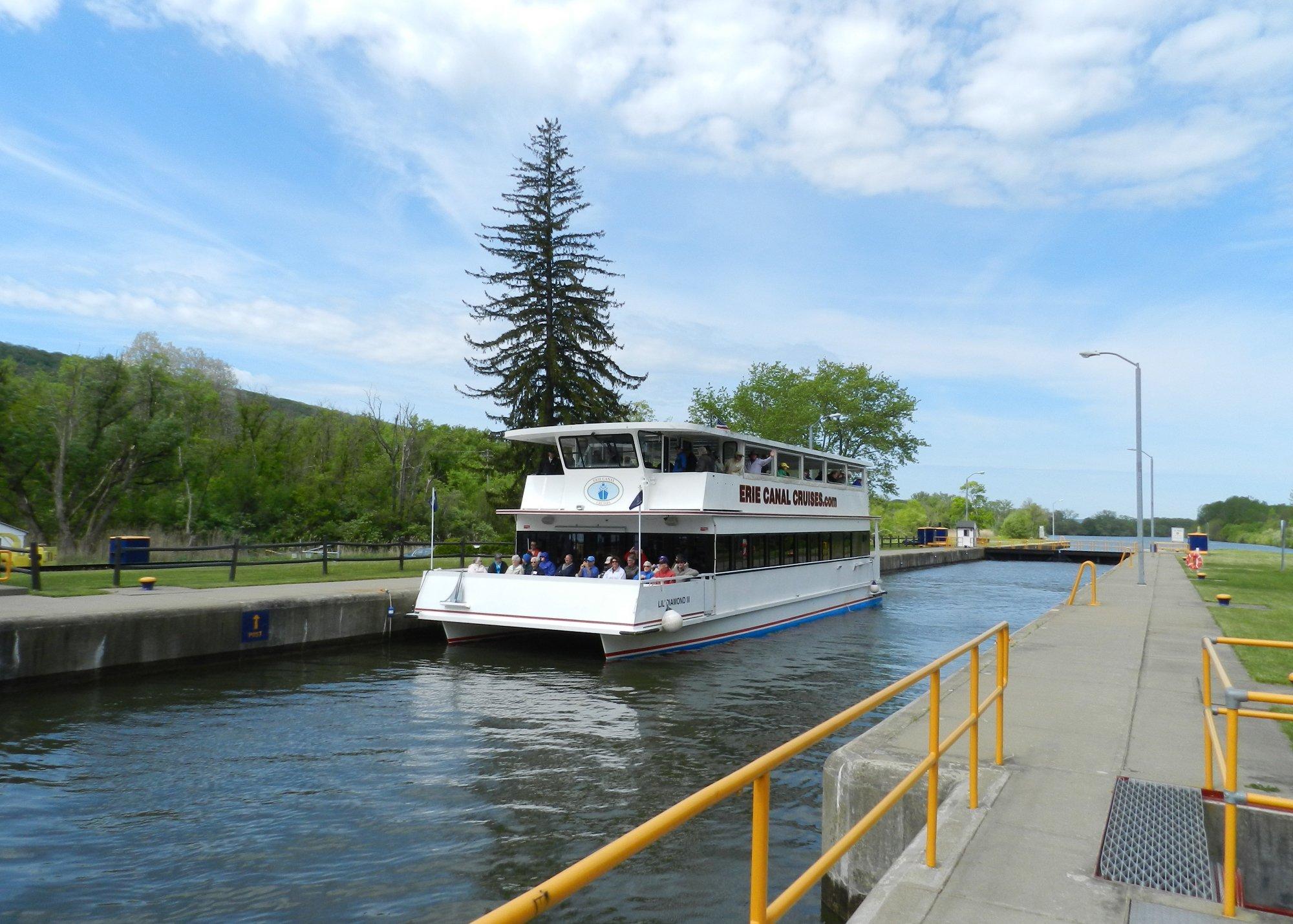 Erie Canal Cruises