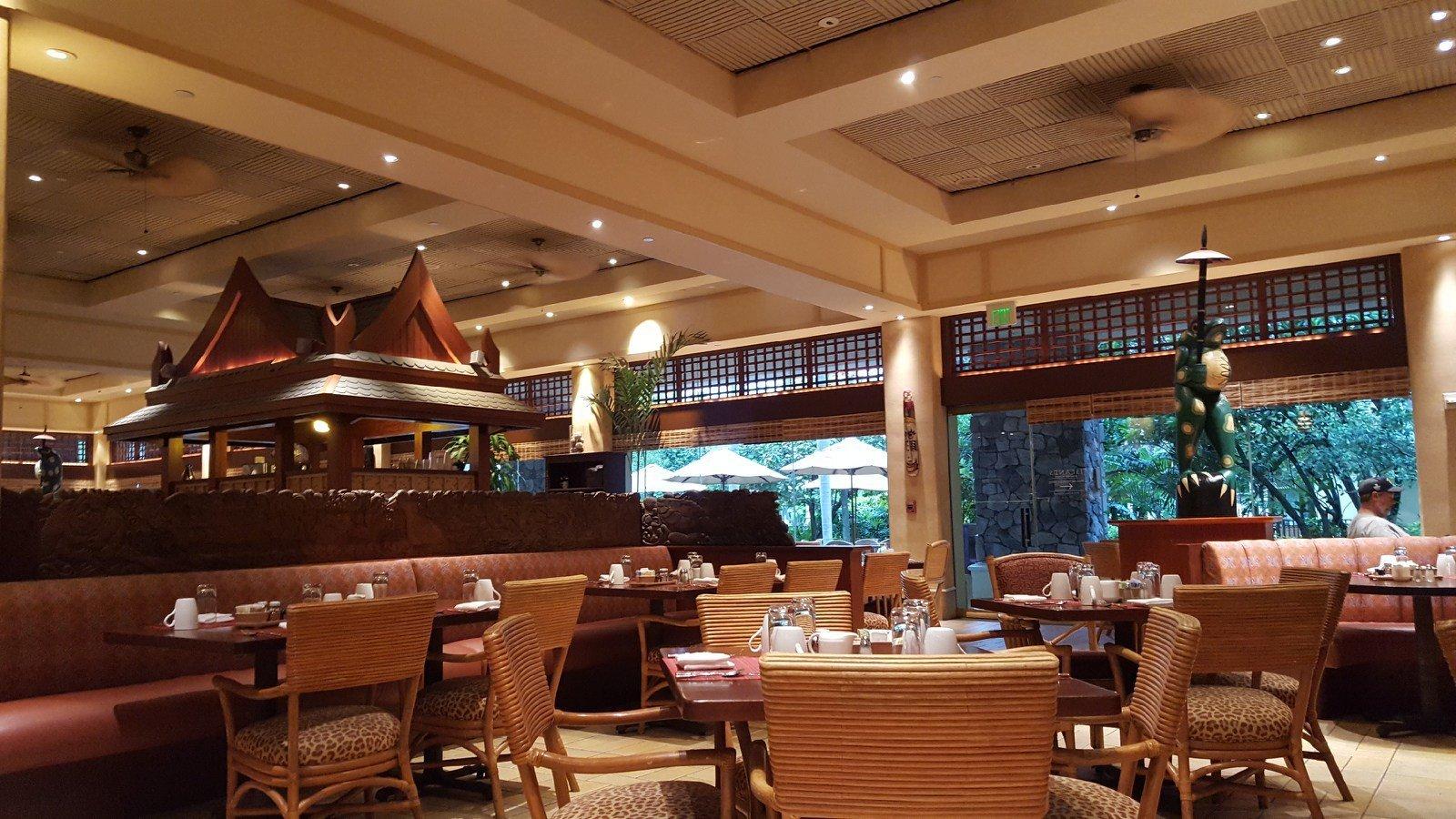 Islands Dining Room at Loews Royal Pacific Resort