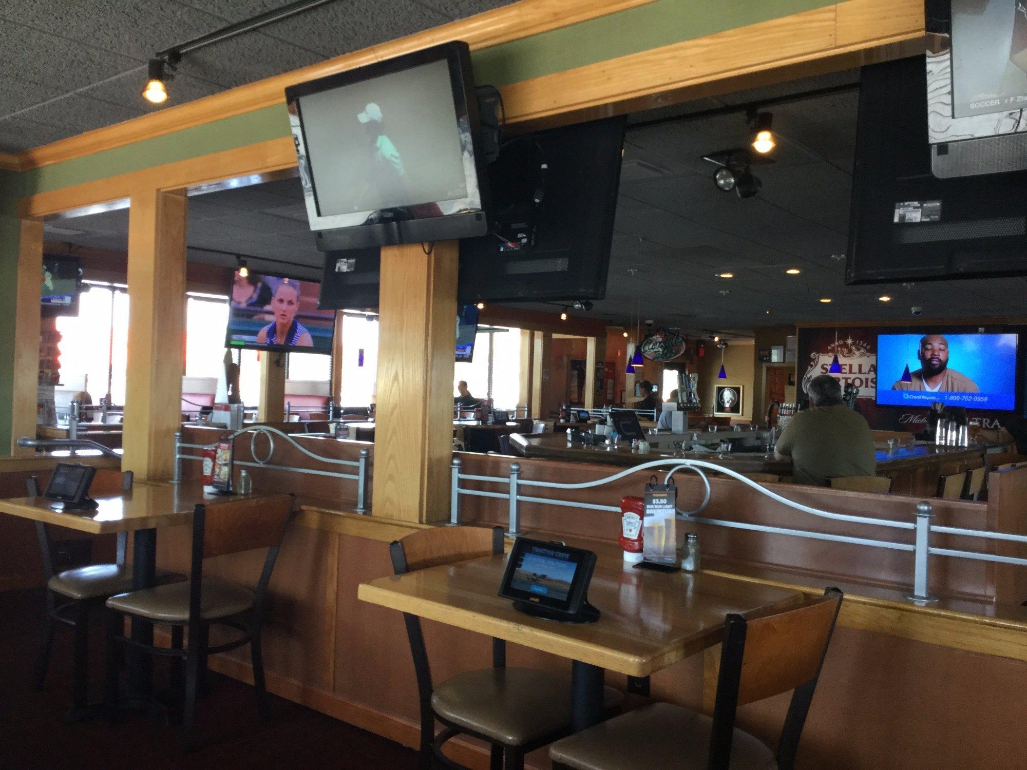 Applebee's Grill + Bar