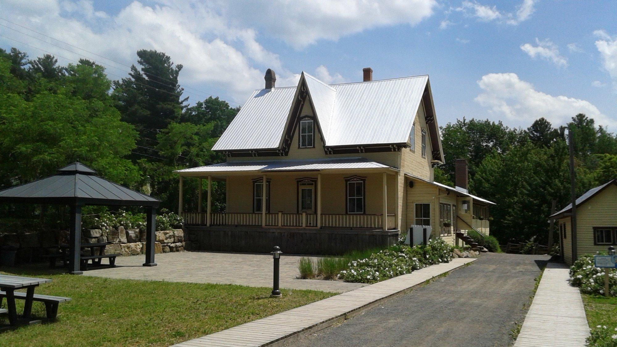 Le Village Québécois d'Antan